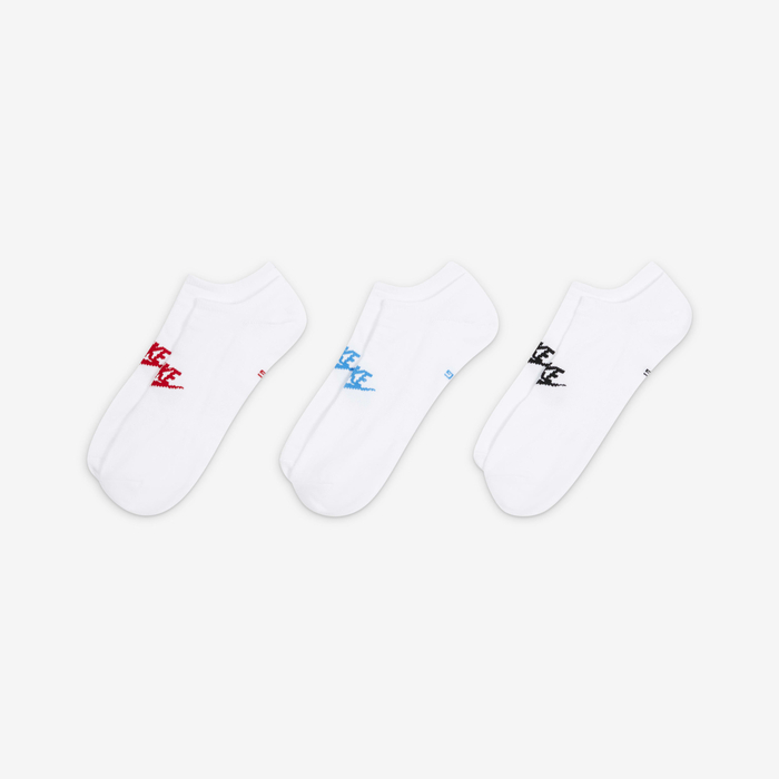 نايكي سبورتسوير ايفريداي ايسنشال image number 1 نايكي سبورتسوير ايفريداي ايسنشال image number 1