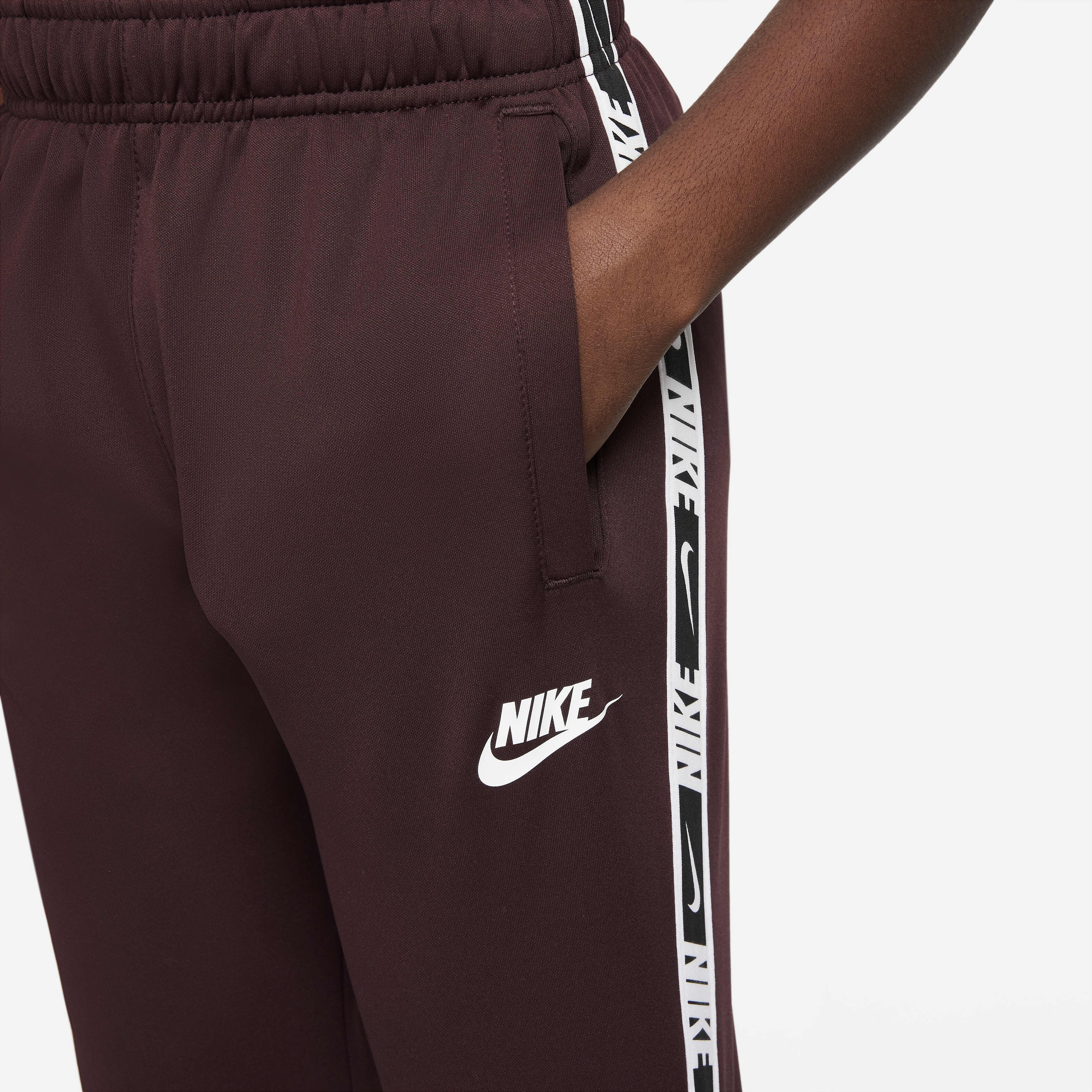 Nike Sportswear image number 2