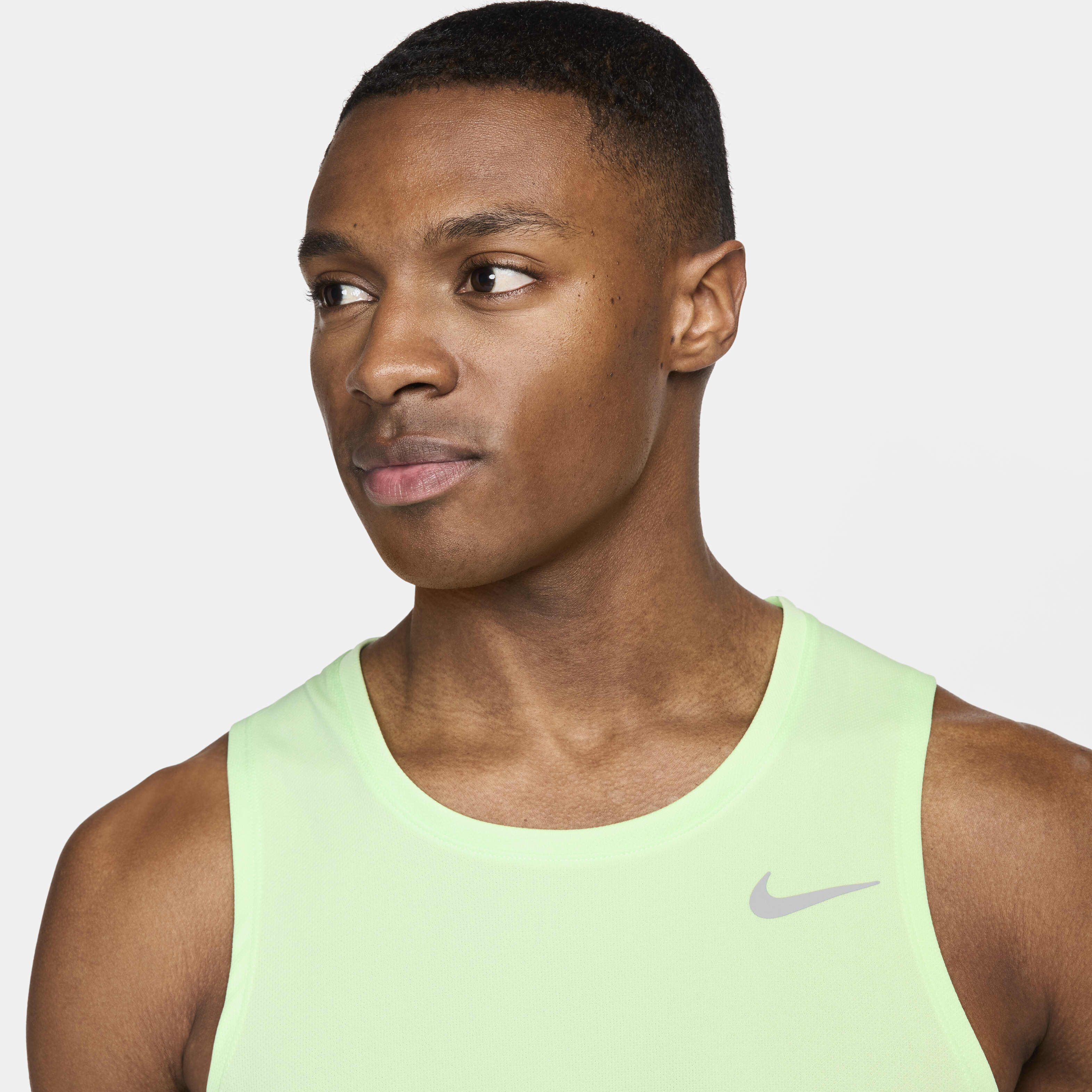 Nike Miler image number 2
