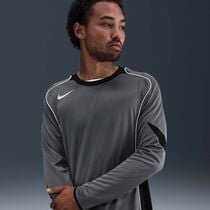 Nike Total 90