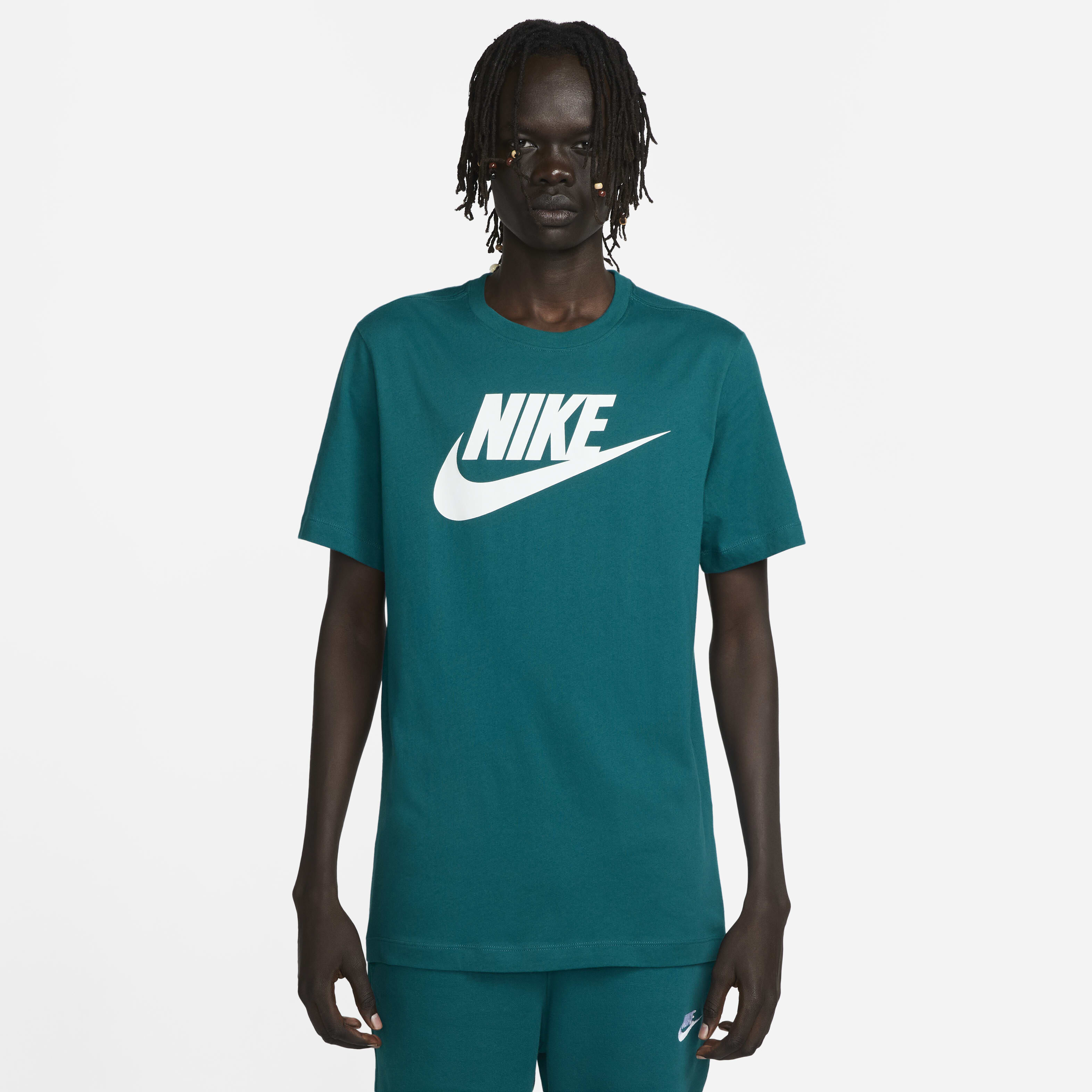 Nike Sportswear image number 0