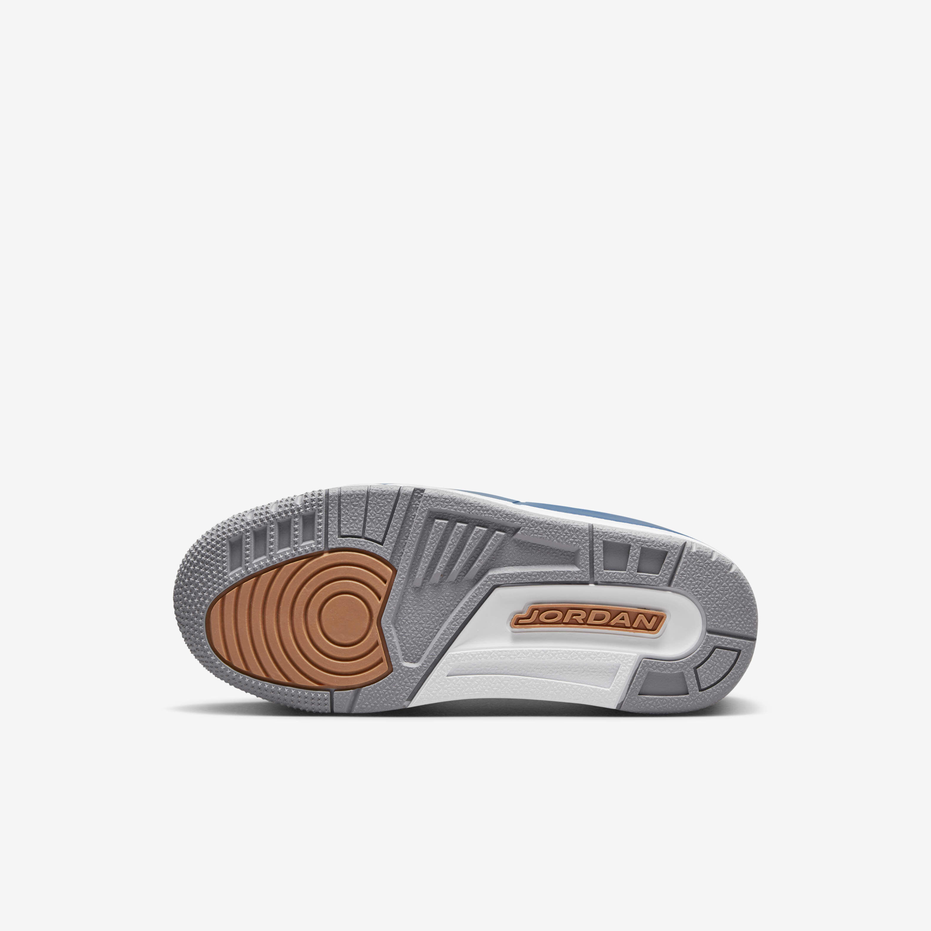 Jordan 3 Retro 'Medium Olive' image number 1