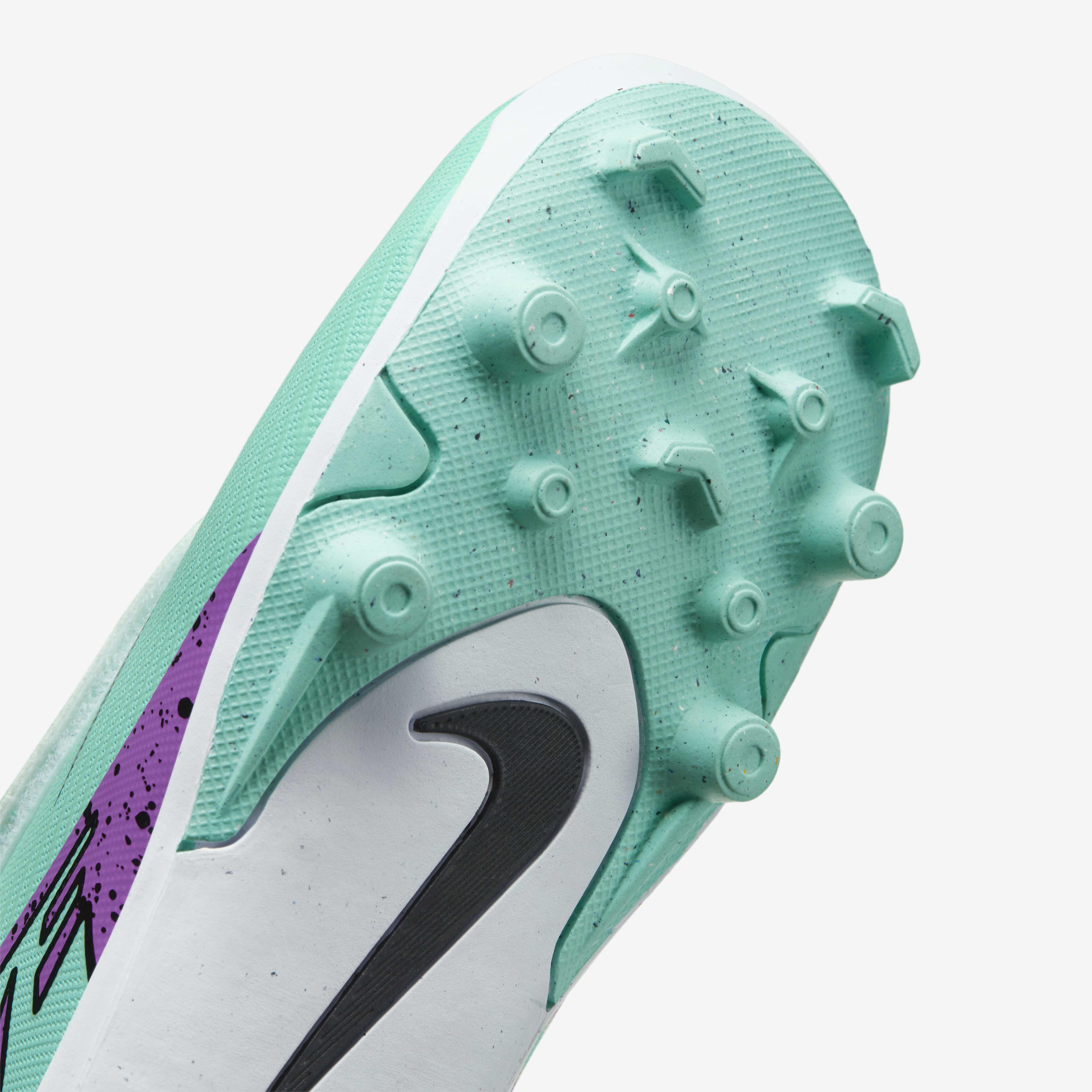 نايكي جونيور ميركيوريال فيبور 15 كلوب image number 6