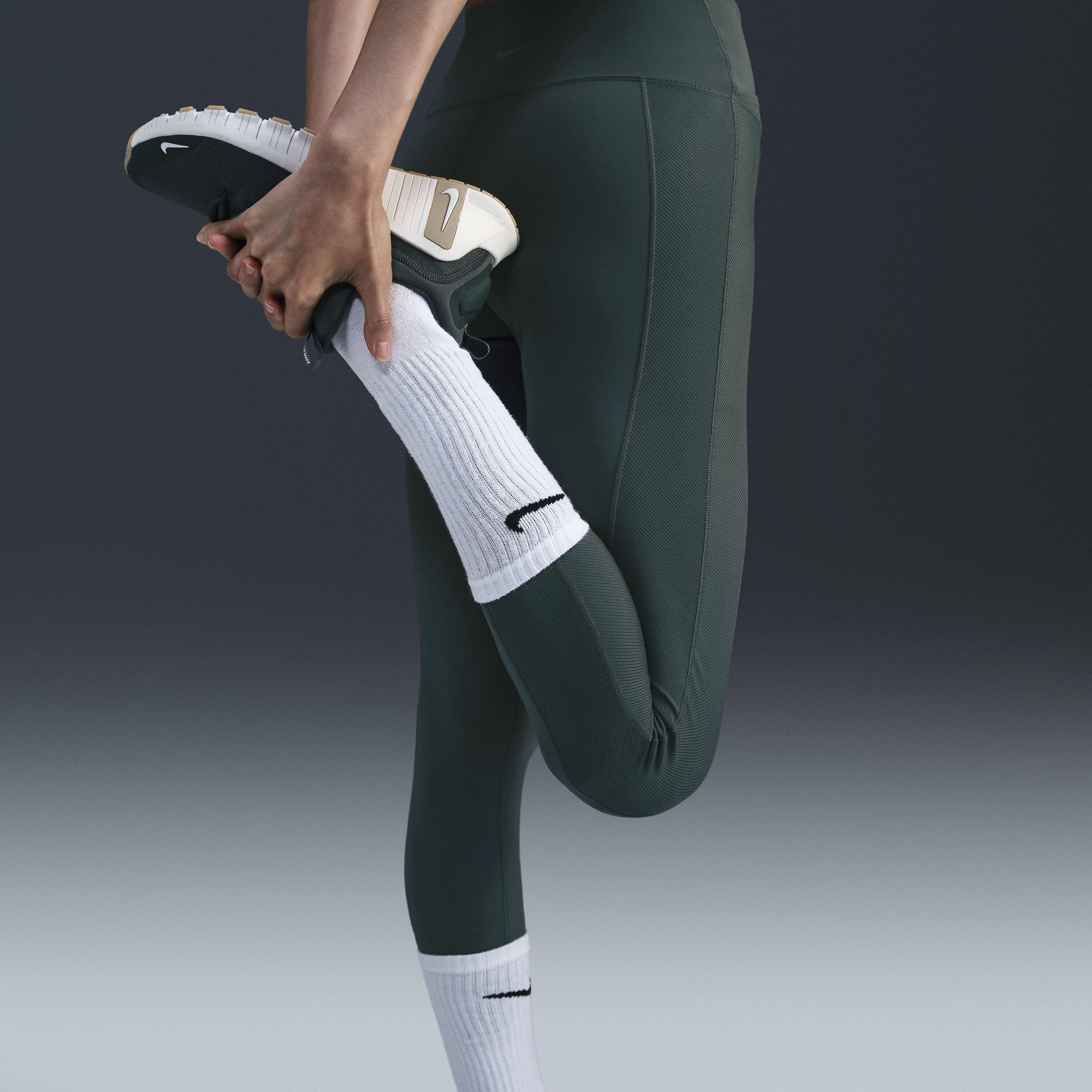 Buy Nike One Wrap Women s High Waisted 7 8 Leggings Nike Qatar Official