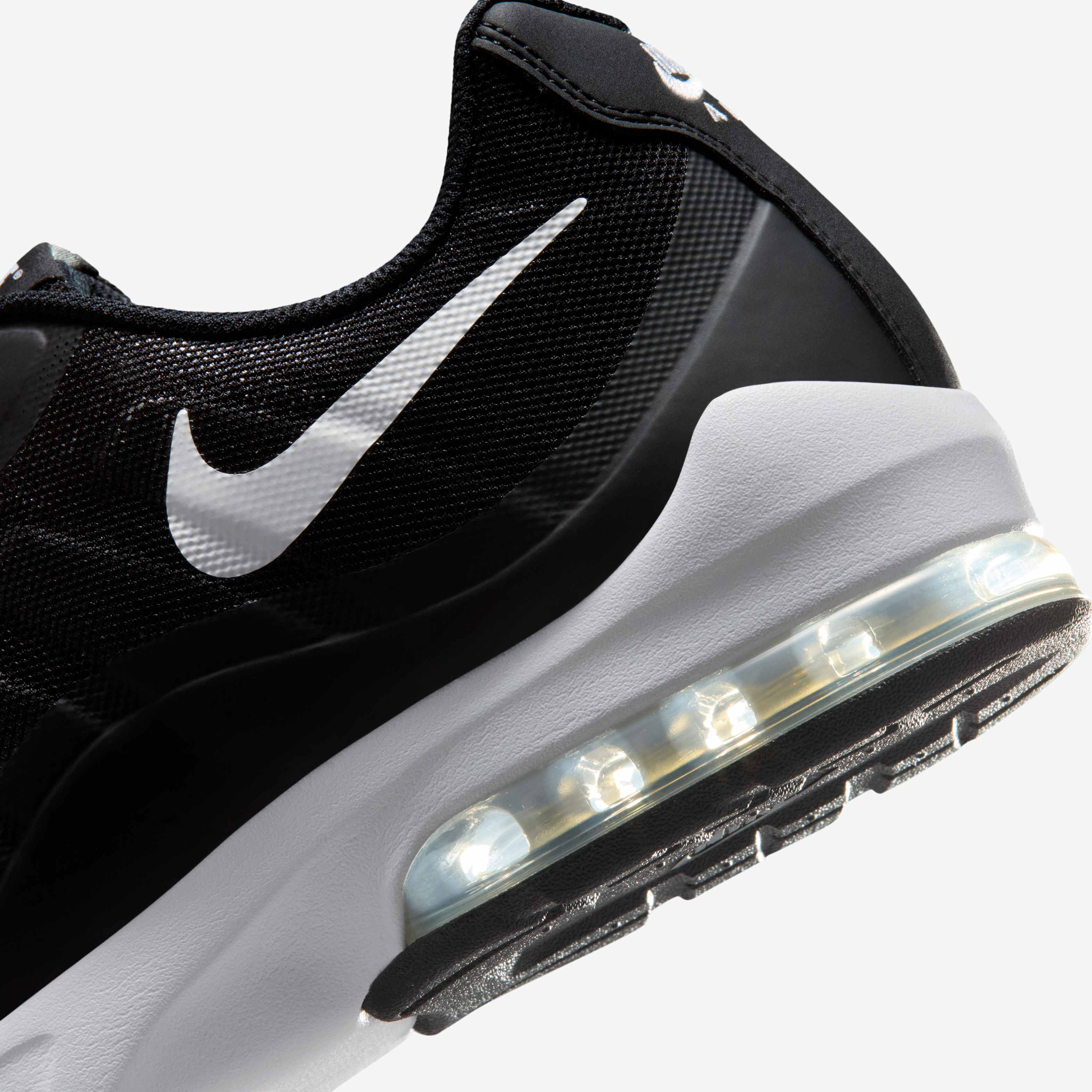 Nike Air Max Invigor image number 7