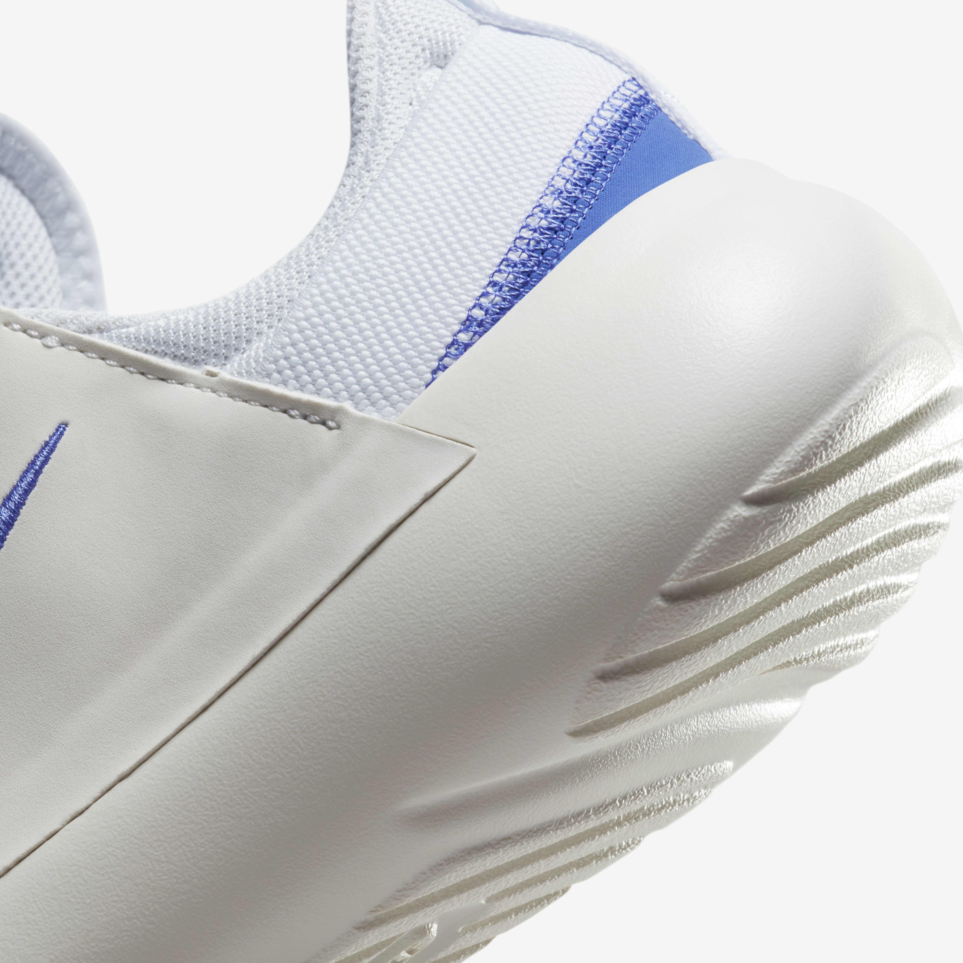 نايكي اي-سيريز AD image number 7