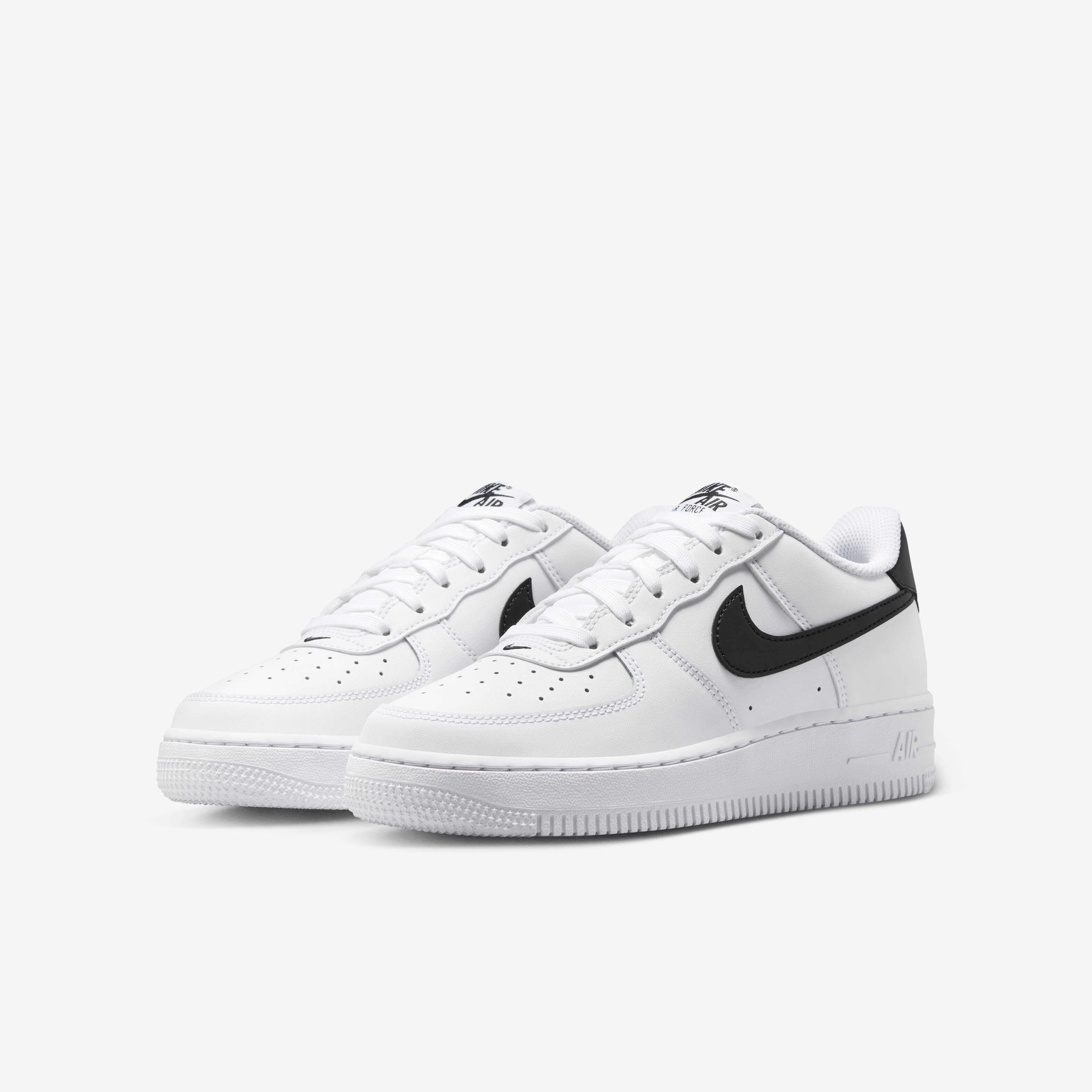 Nike Air Force 1 image number 4