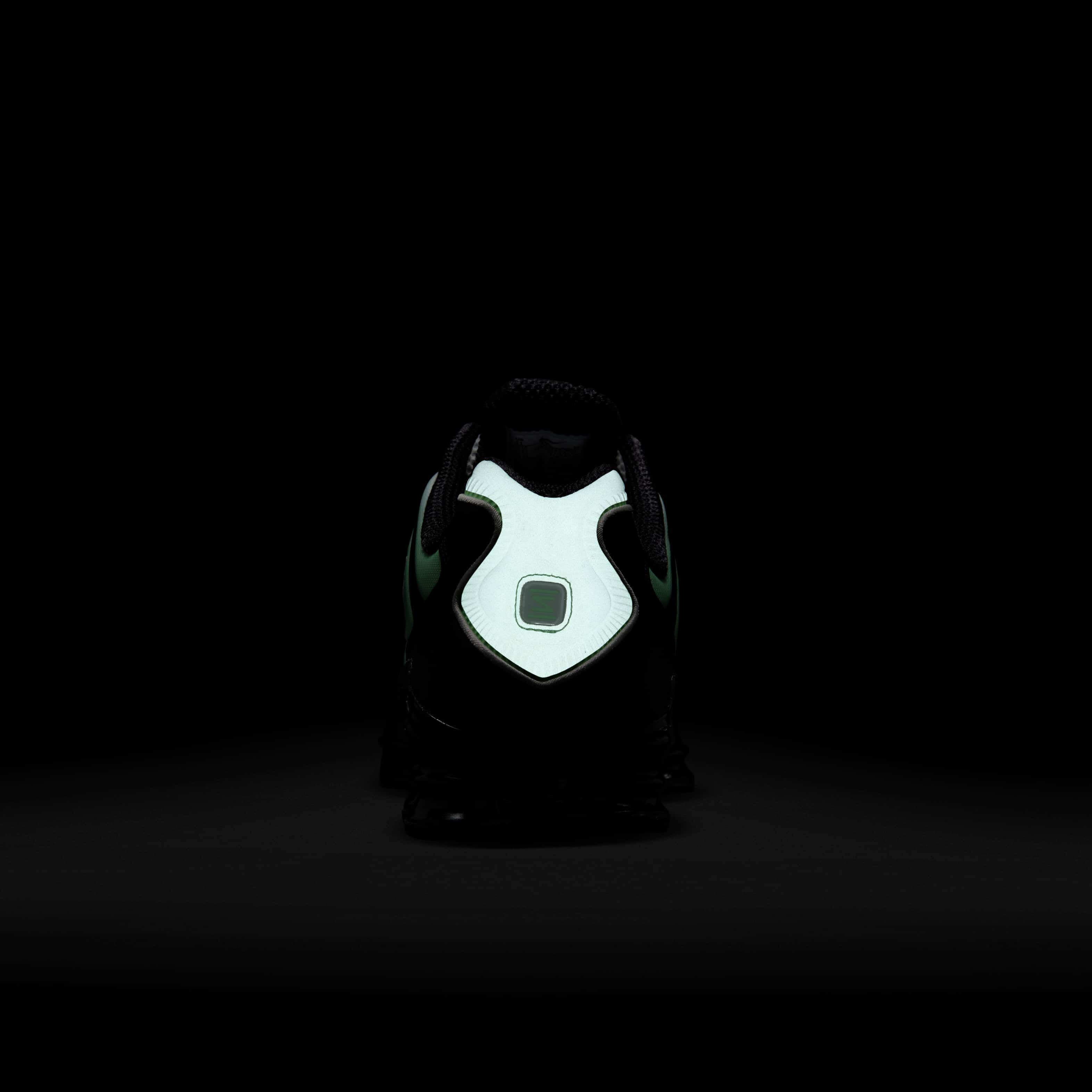 Nike Shox TL image number 9