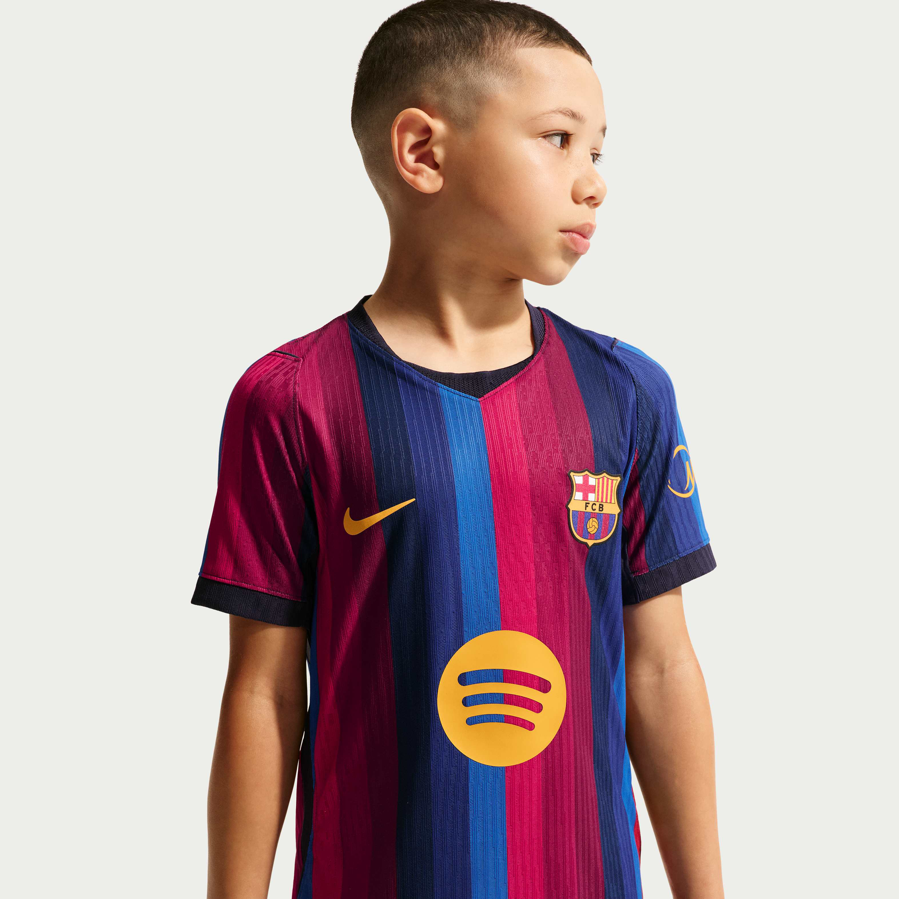 برشلونة 2026/27 ماتش الأساسي image number 2