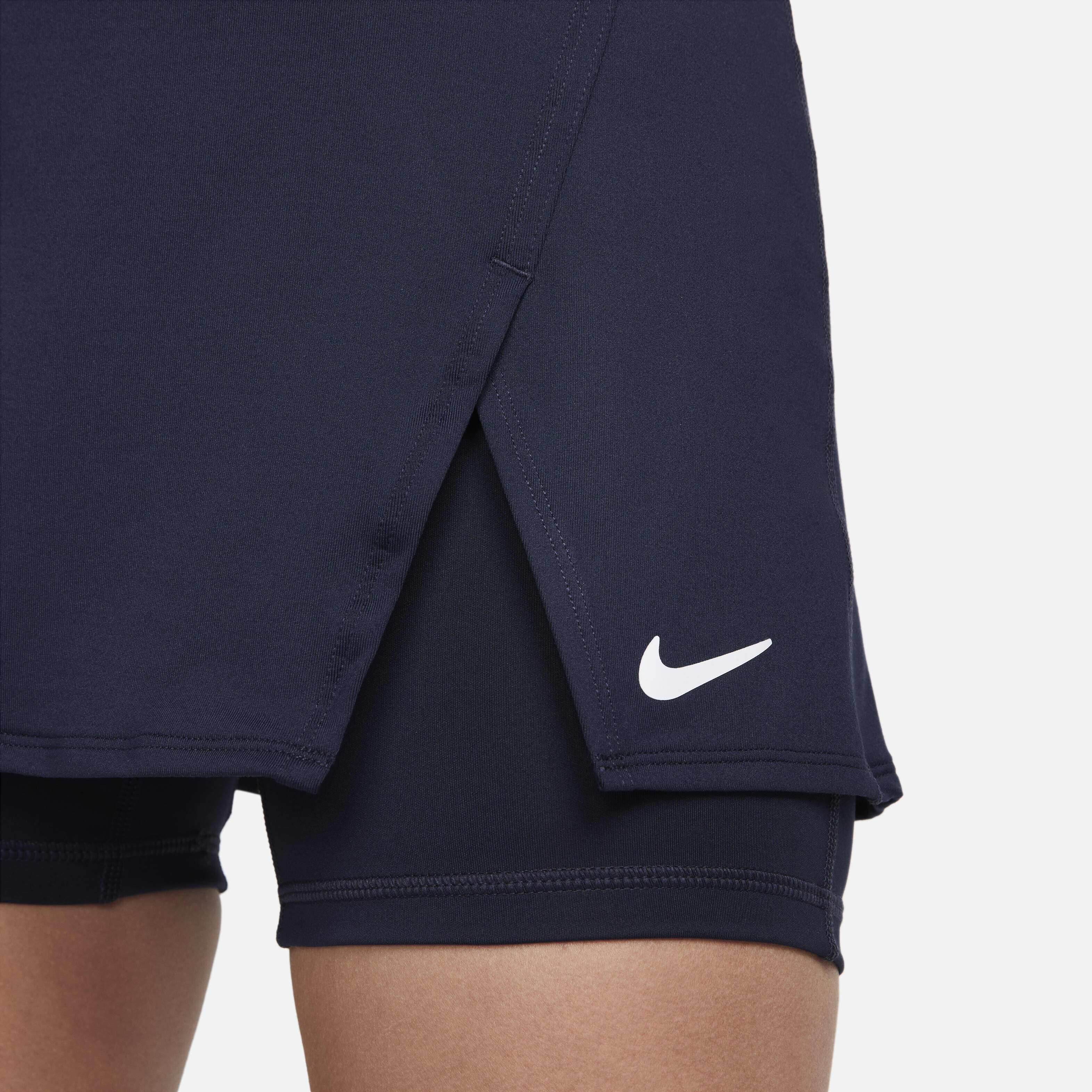 NikeCourt Dri-FIT Victory image number 3