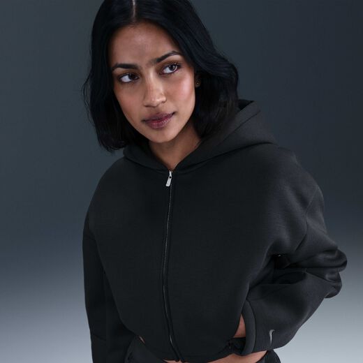 نايكي سبورتسوير