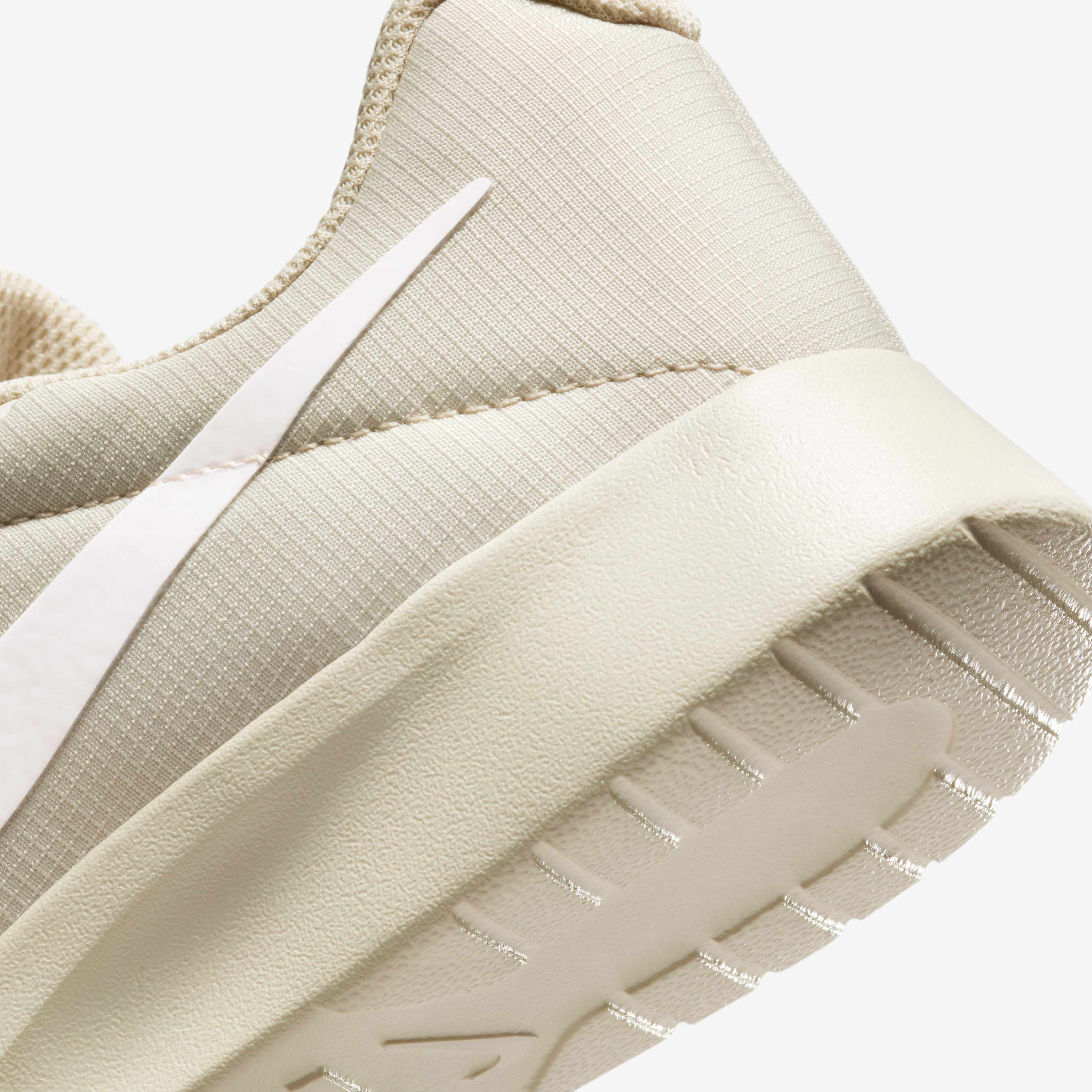 Nike Tanjun Refine image number 8