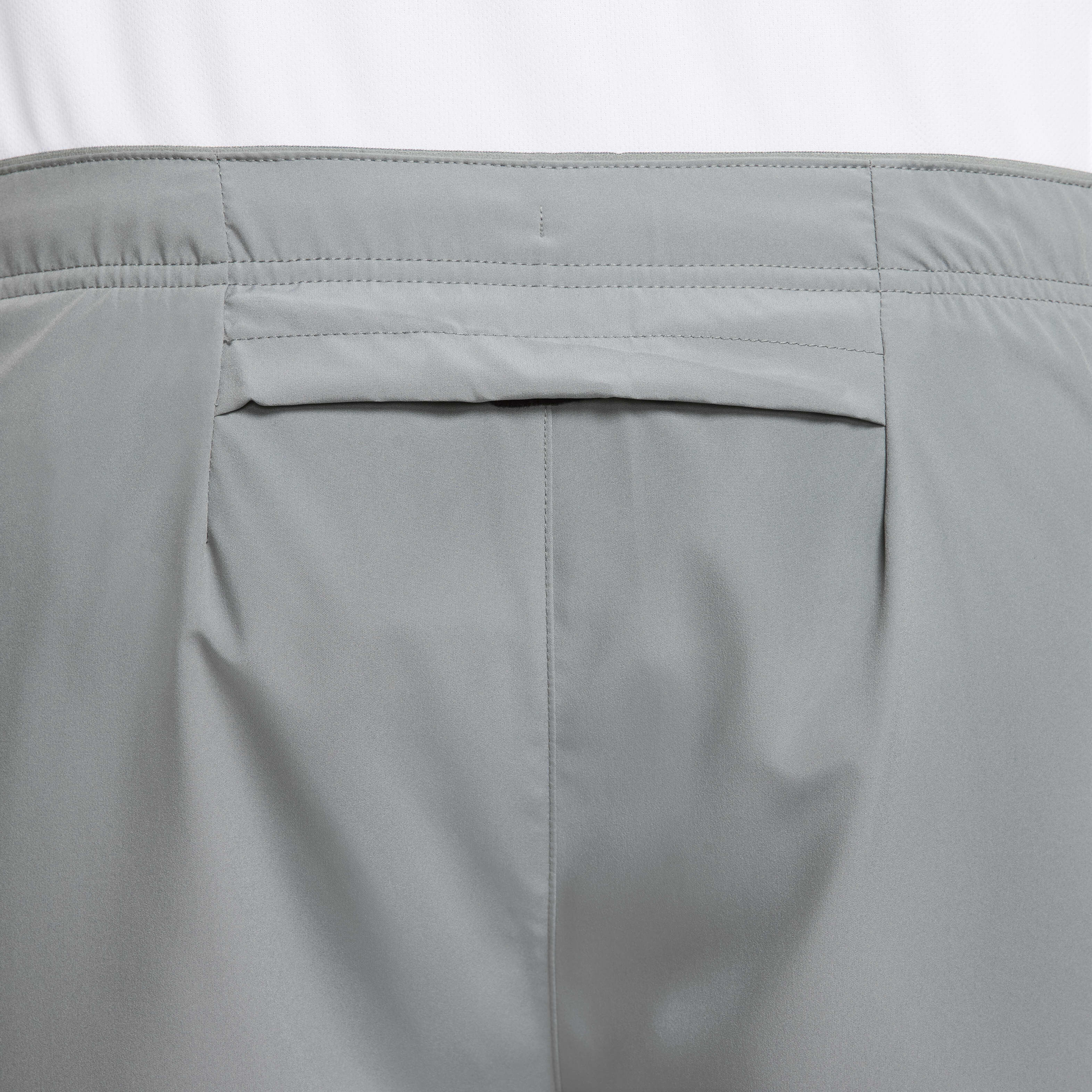 نايكي تشالنجر image number 16