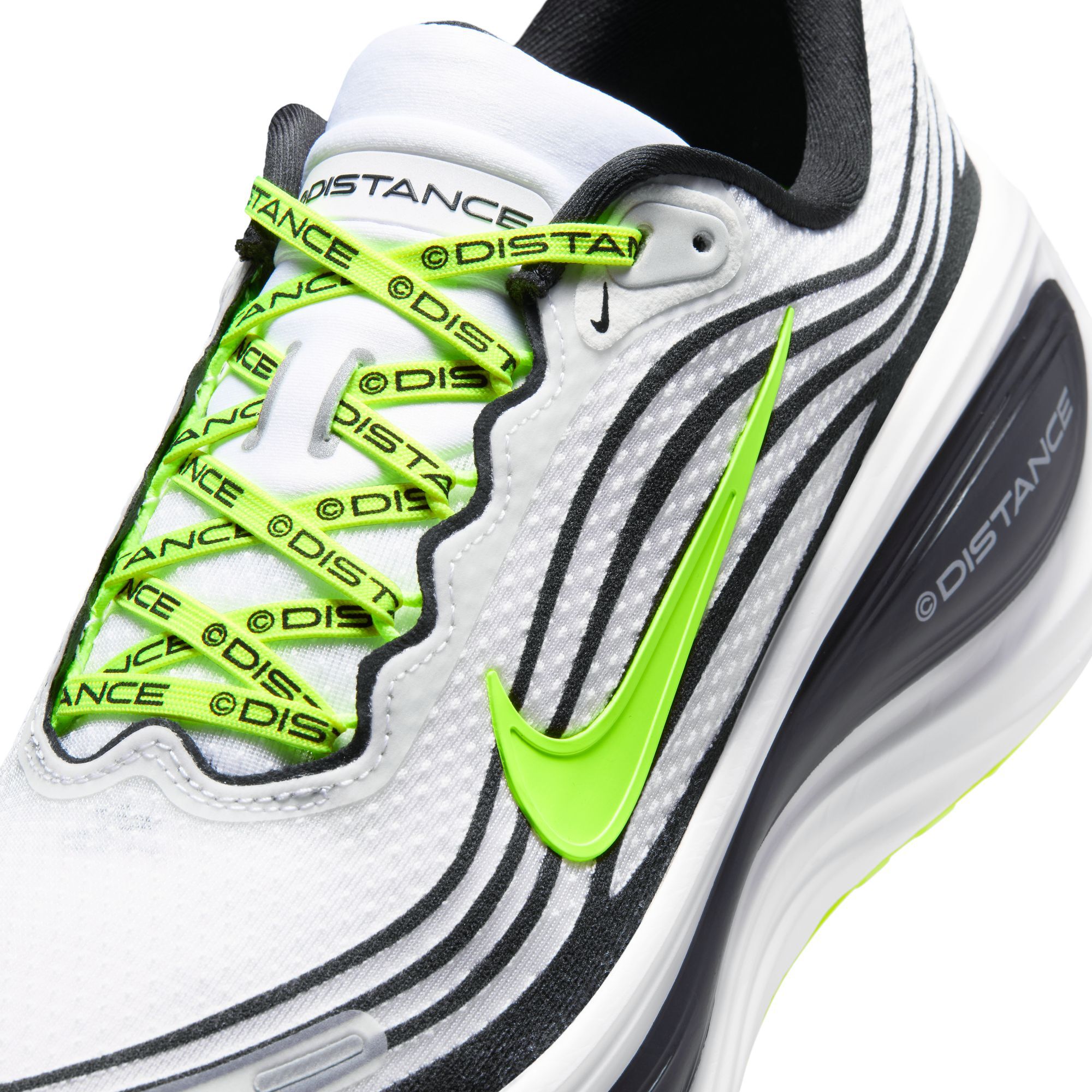 Nike Vomero Plus x Distance image number 9