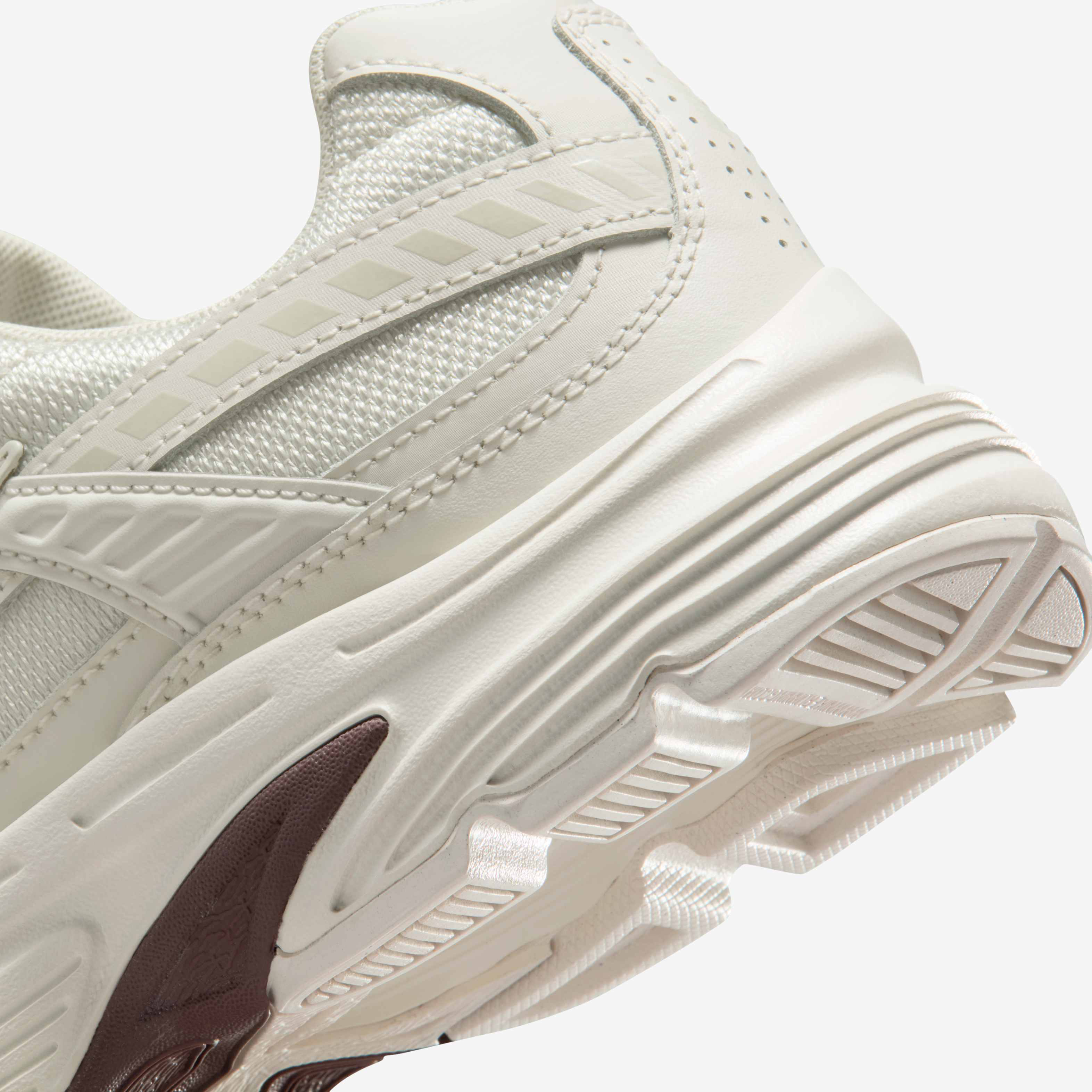 نايكي انيشيتر image number 7