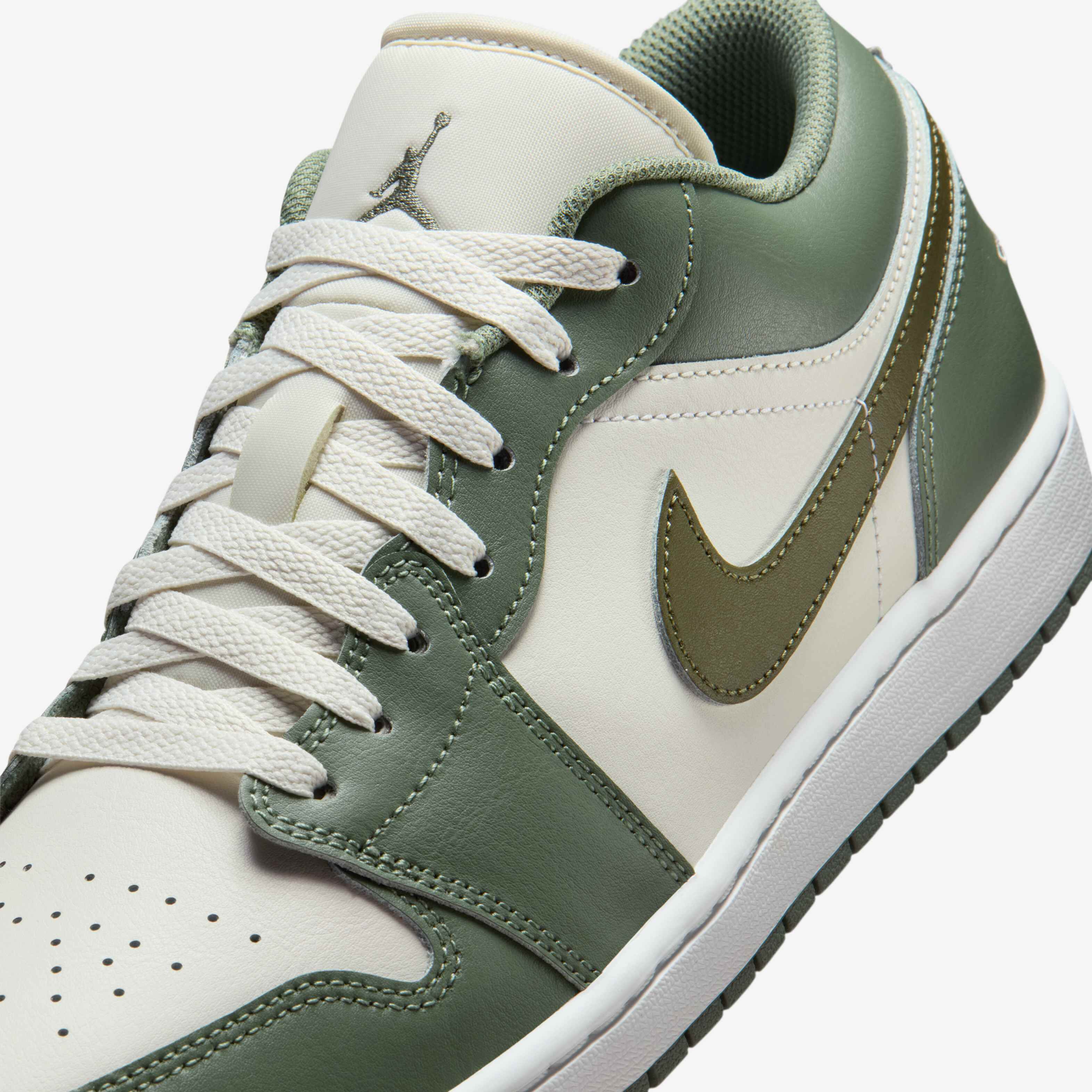 Air Jordan 1 Low image number 6