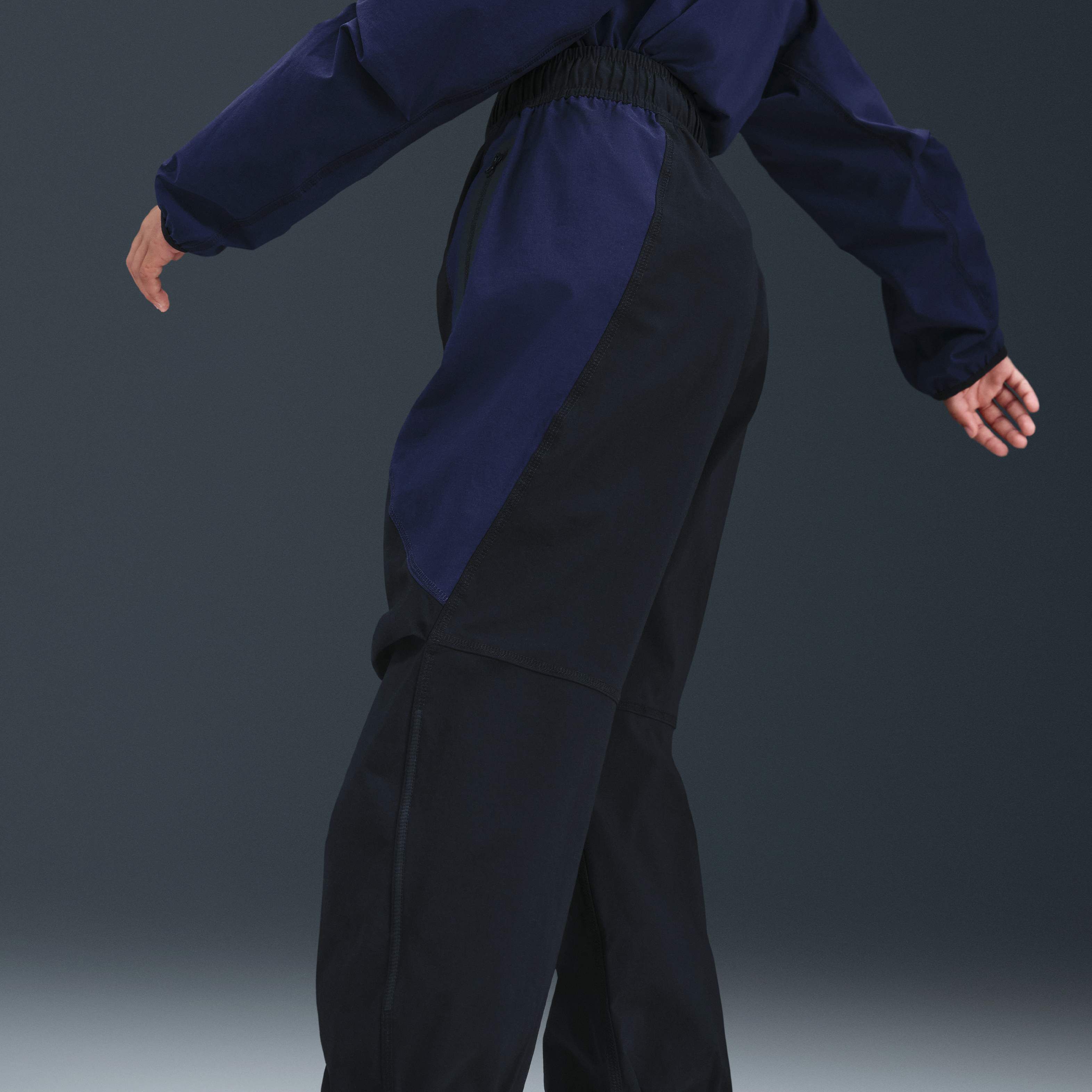 Nike Tech image number 4