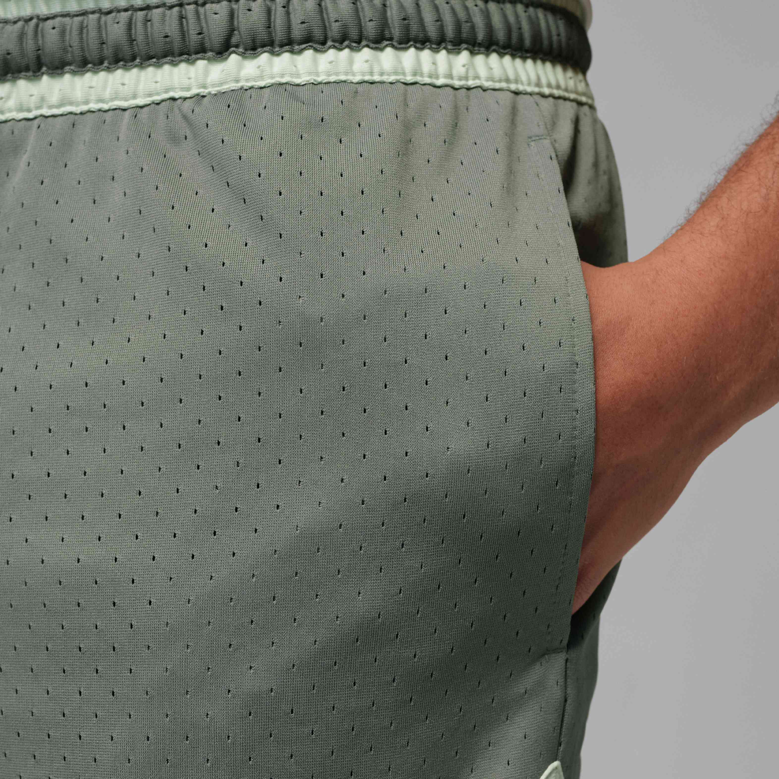 جوردن سبورت image number 3