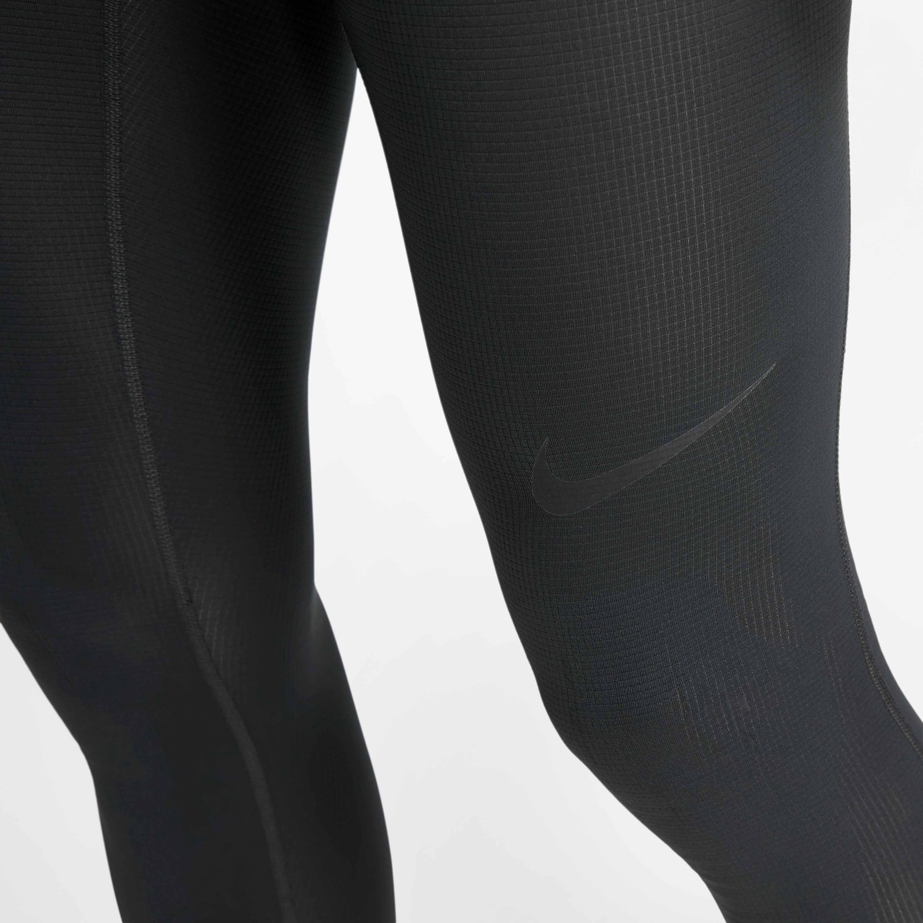 Nike Pro image number 4