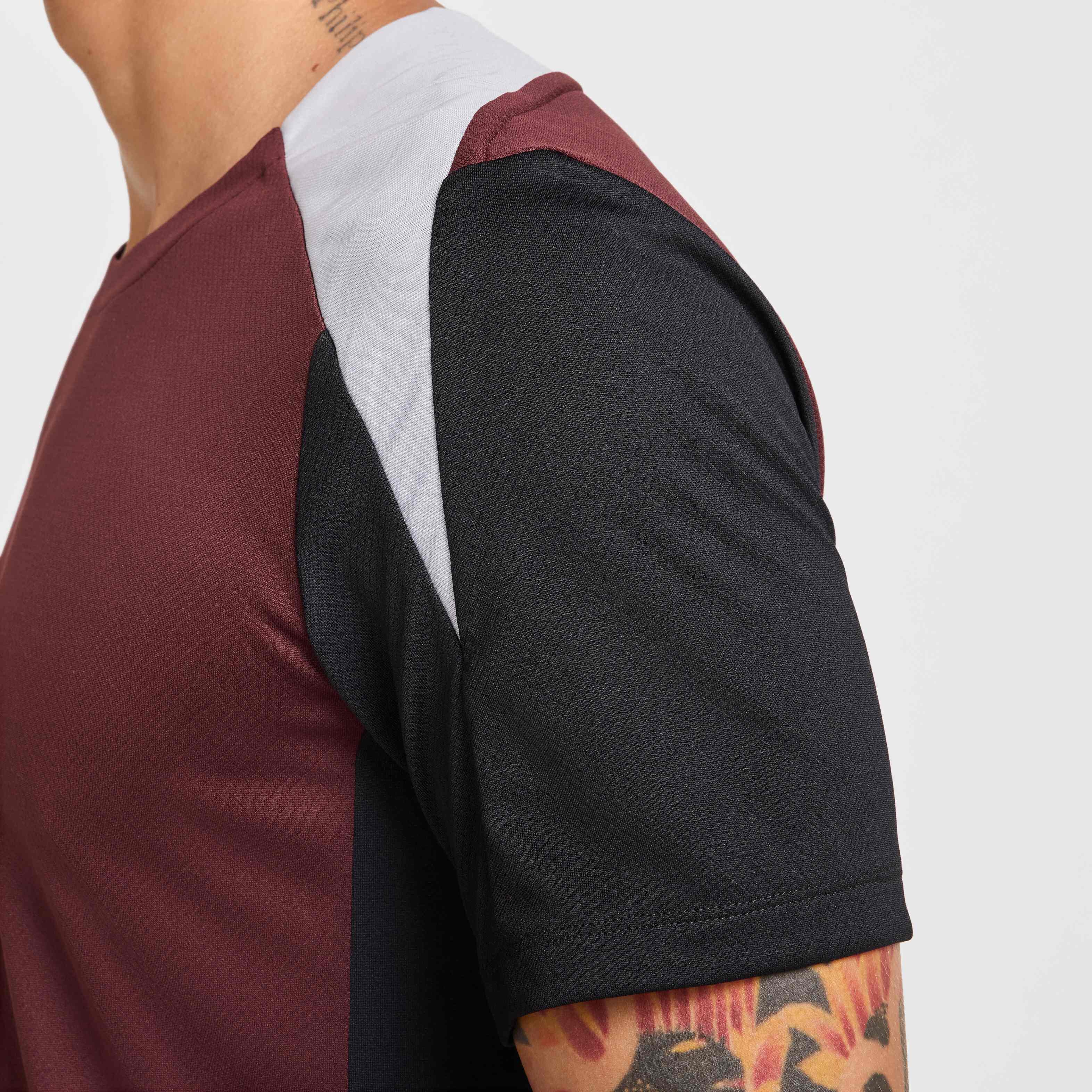 نايكي سترايك image number 3