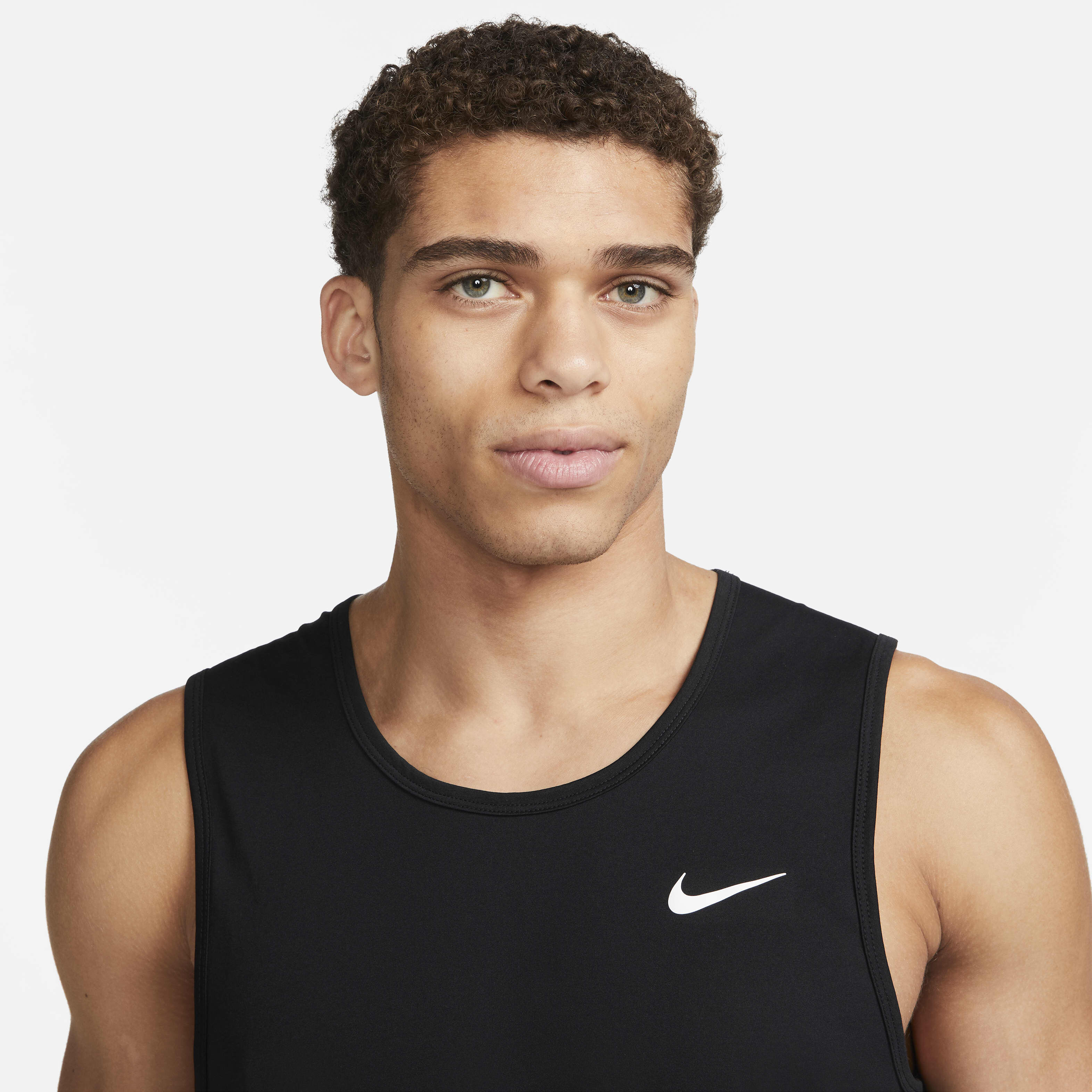 Buy Nike Dri FIT Hyverse Men s Sleeveless Fitness Tank Top Nike Qatar Official