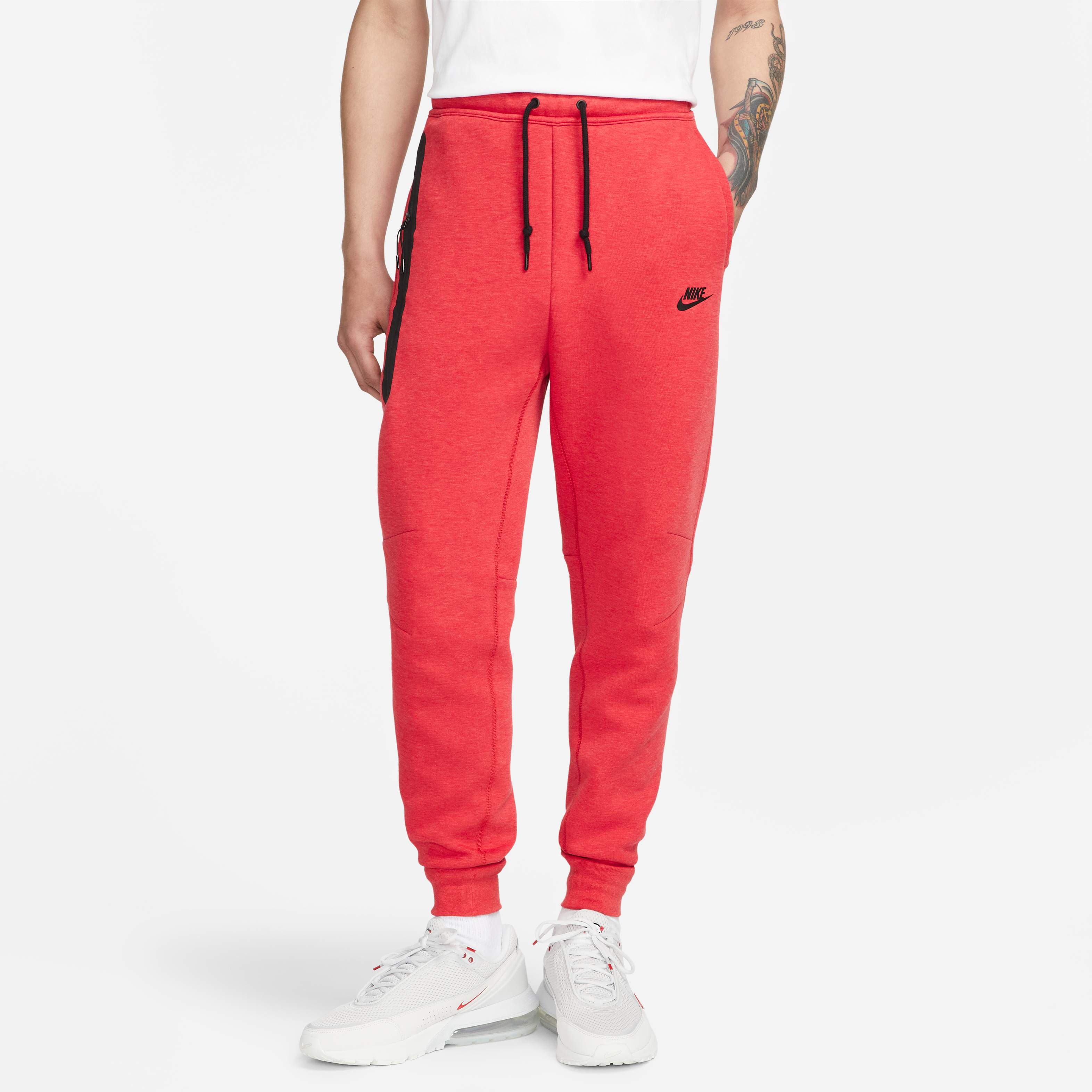 Nike Sportswear Tech Fleece image number 0