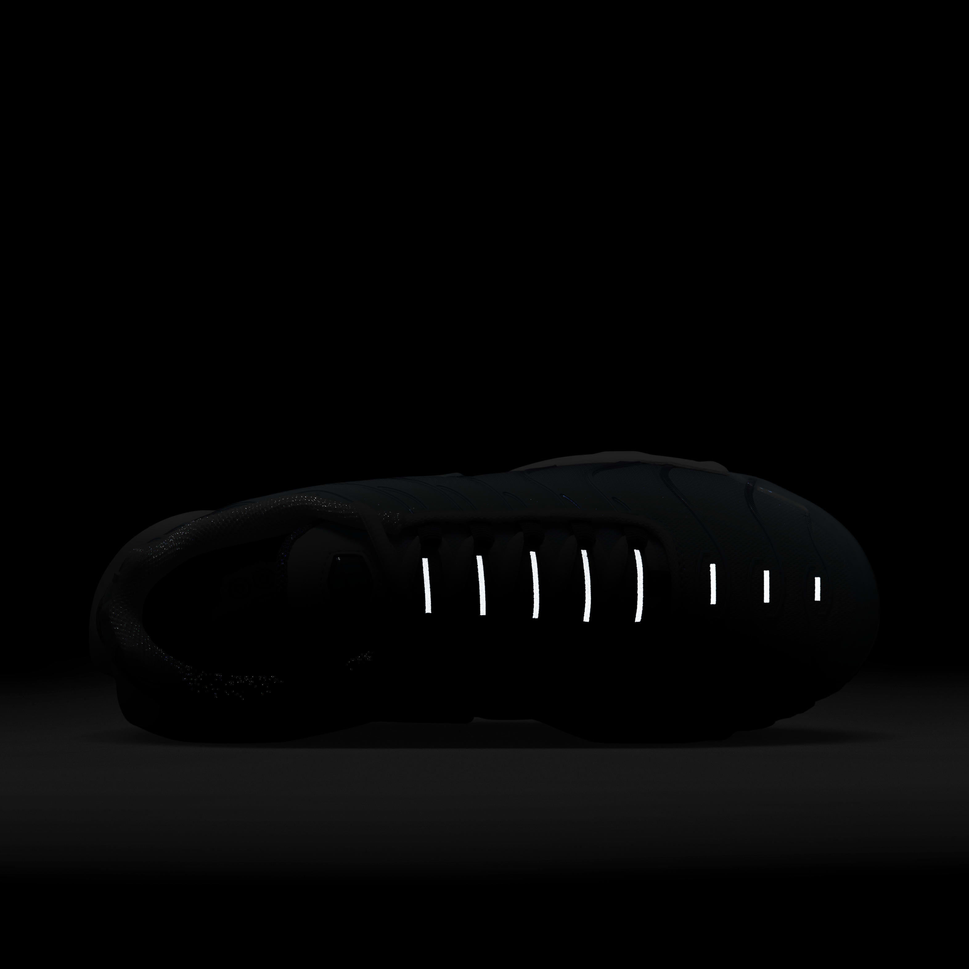 اير ماكس بلاس image number 8