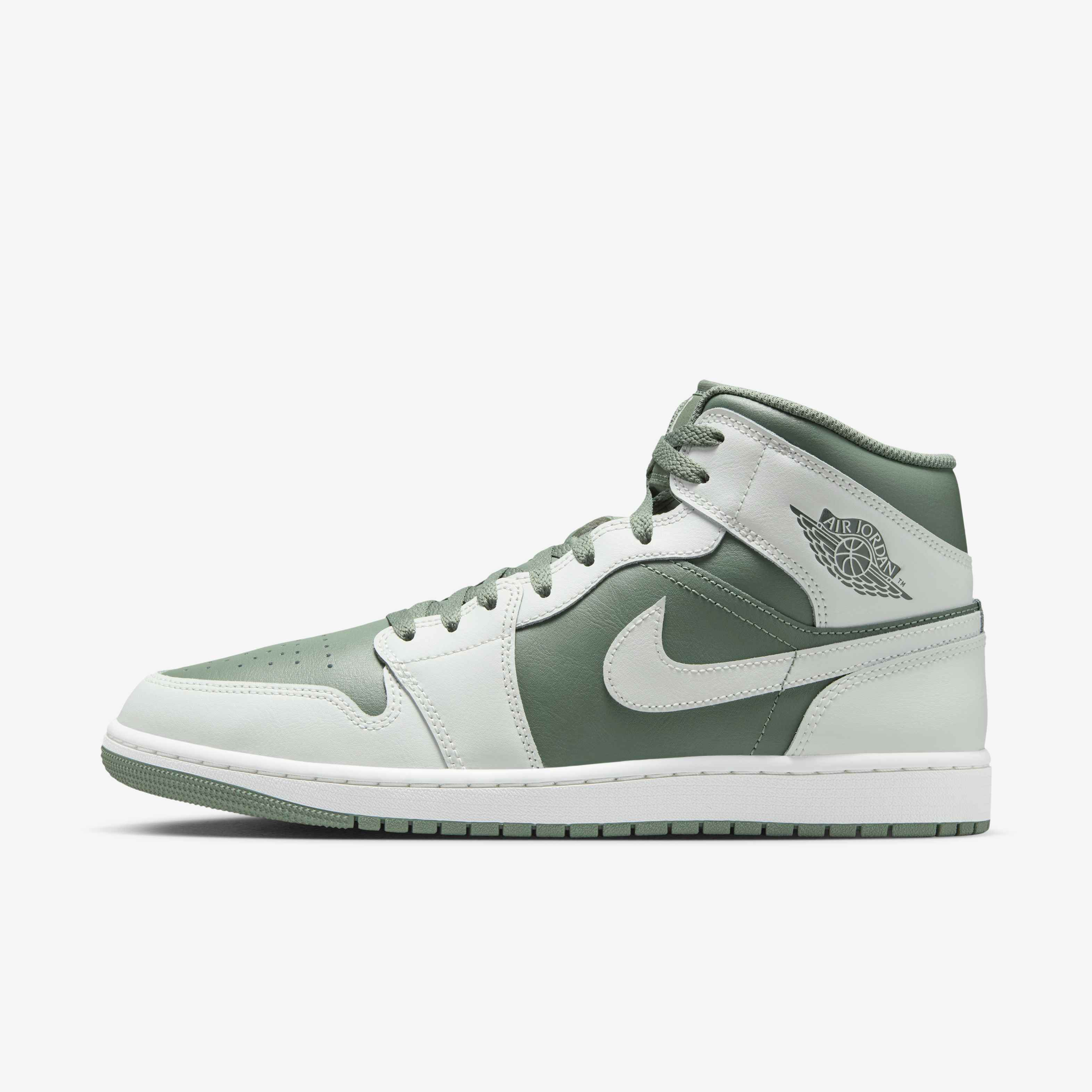 Air Jordan 1 Mid image number 0