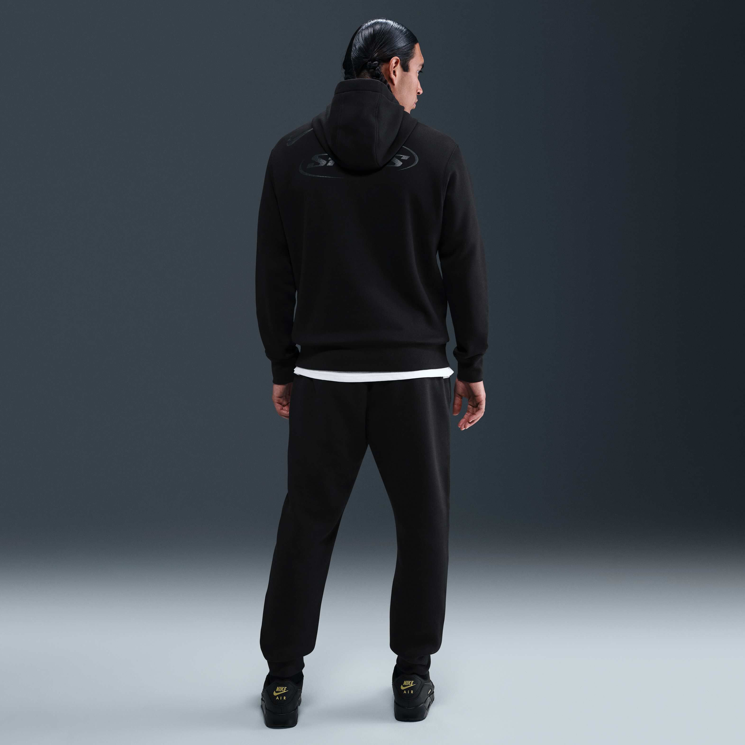 Tottenham Hotspur Club image number 3