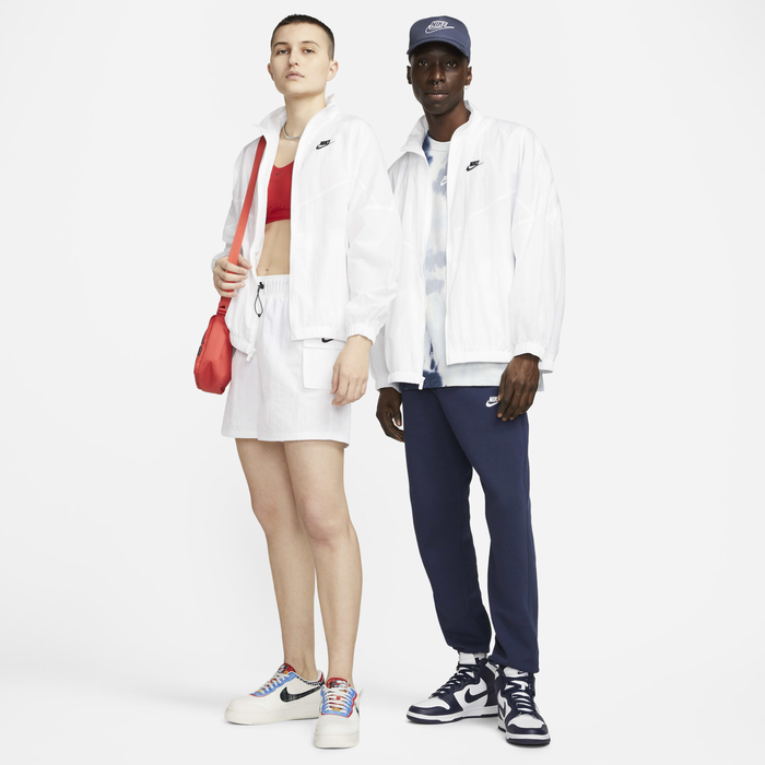 نايكي سبورتسوير ايسنشال ويندرانر image number 7 نايكي سبورتسوير ايسنشال ويندرانر image number 7