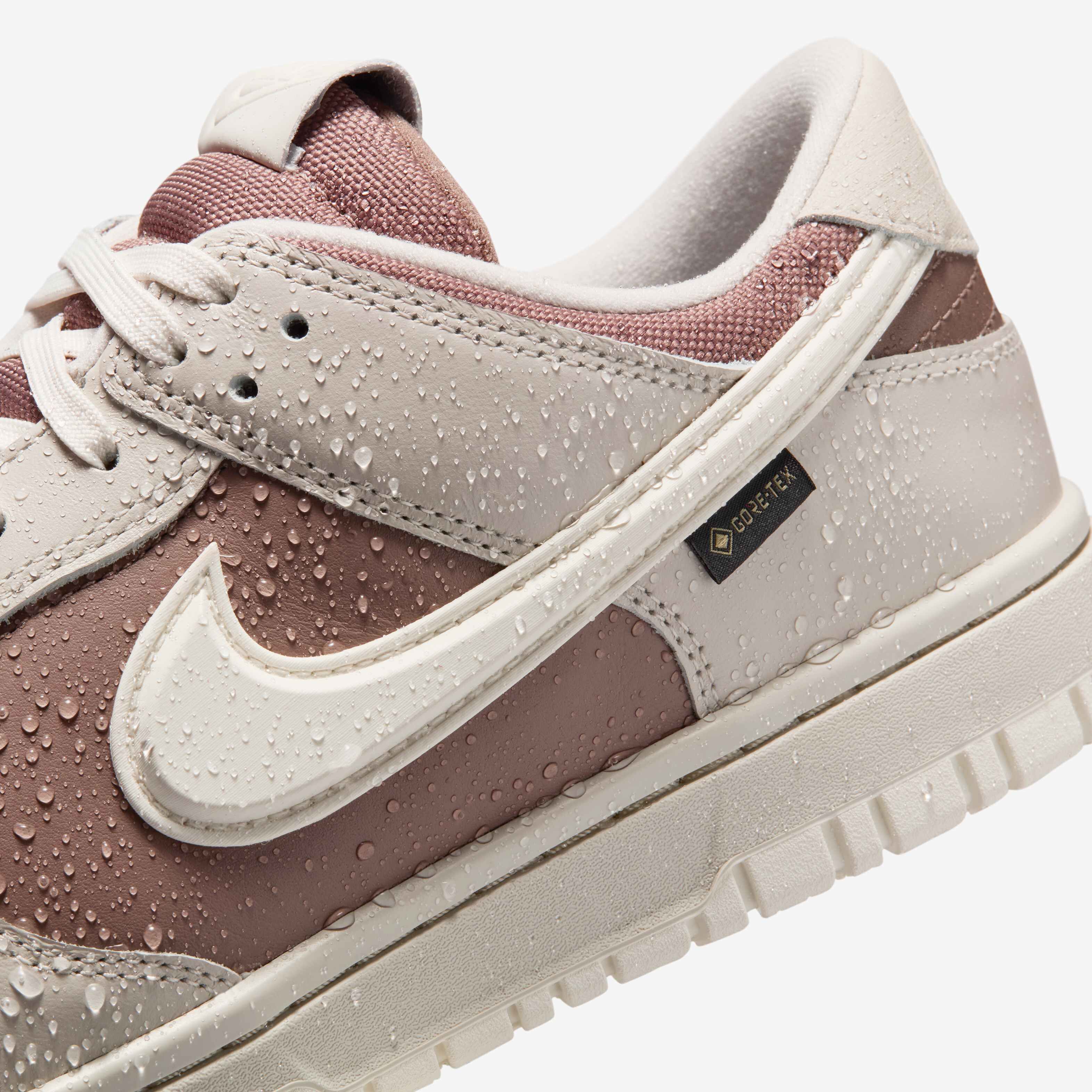 Nike Dunk Low GORE-TEX image number 8