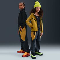 Nike Tech