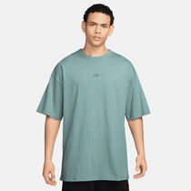 Nike Sportswear Premium Essentials