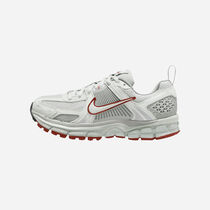 Nike Vomero 5