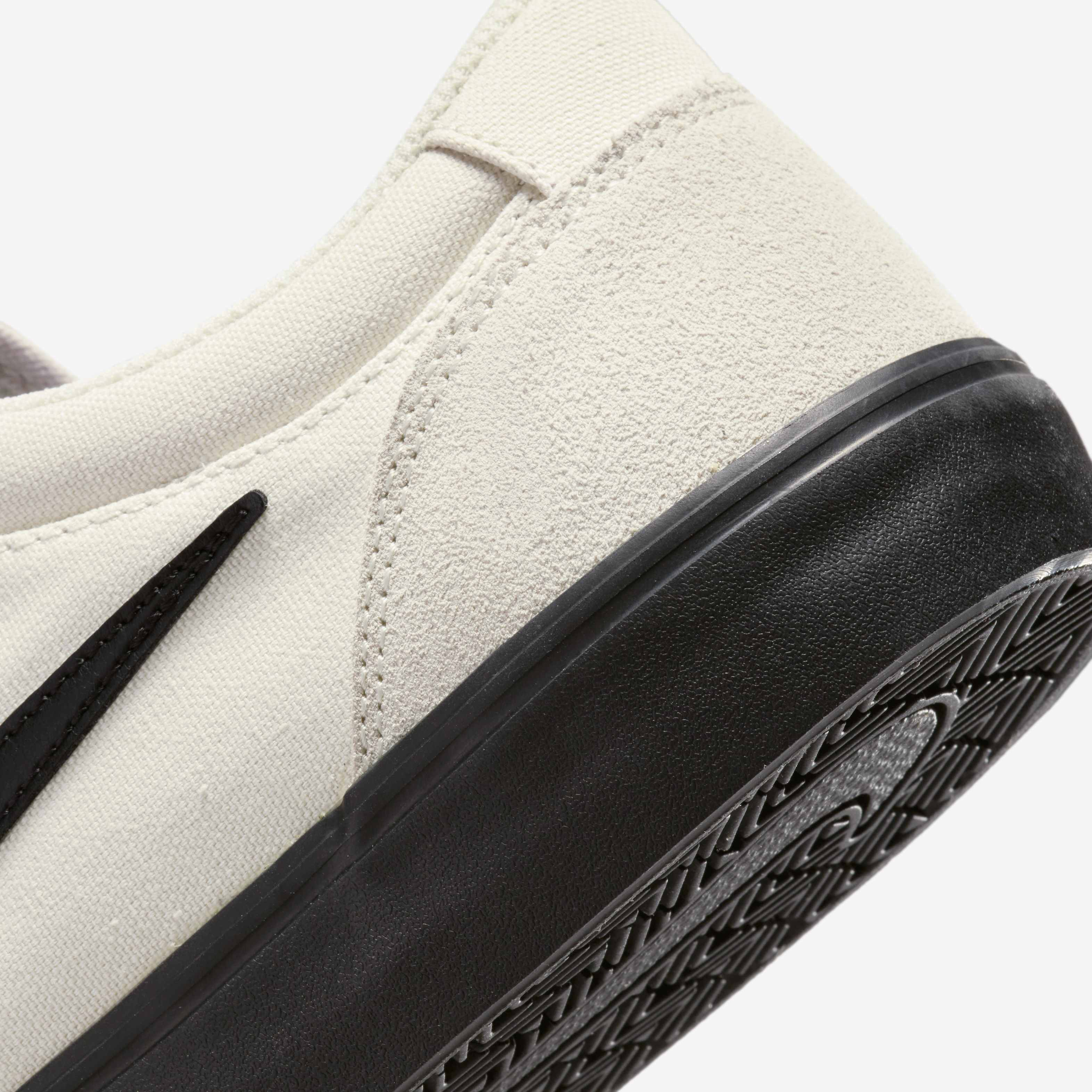 SB Chron 2 Shoe image number 7