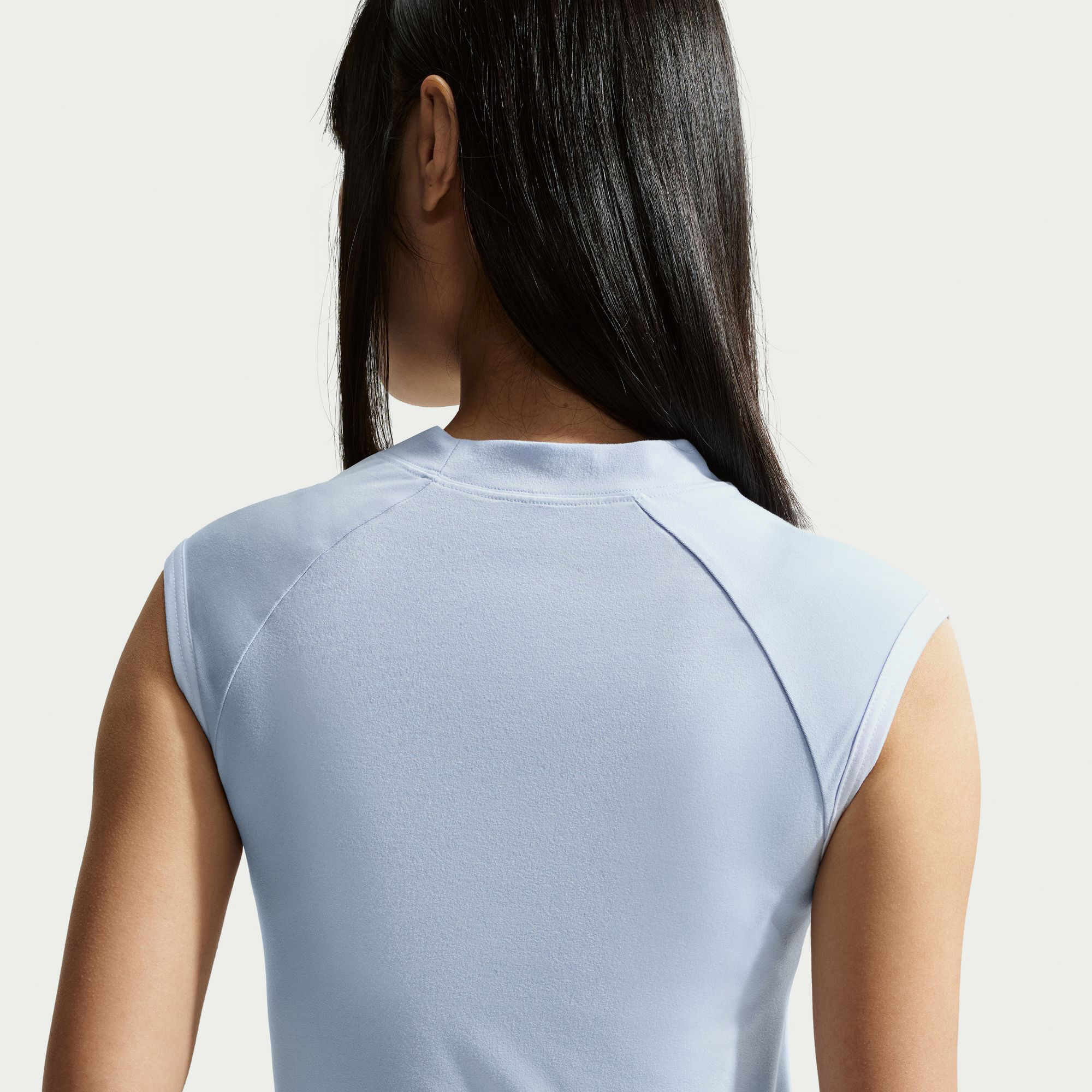 نايكي سبورتسوير image number 3