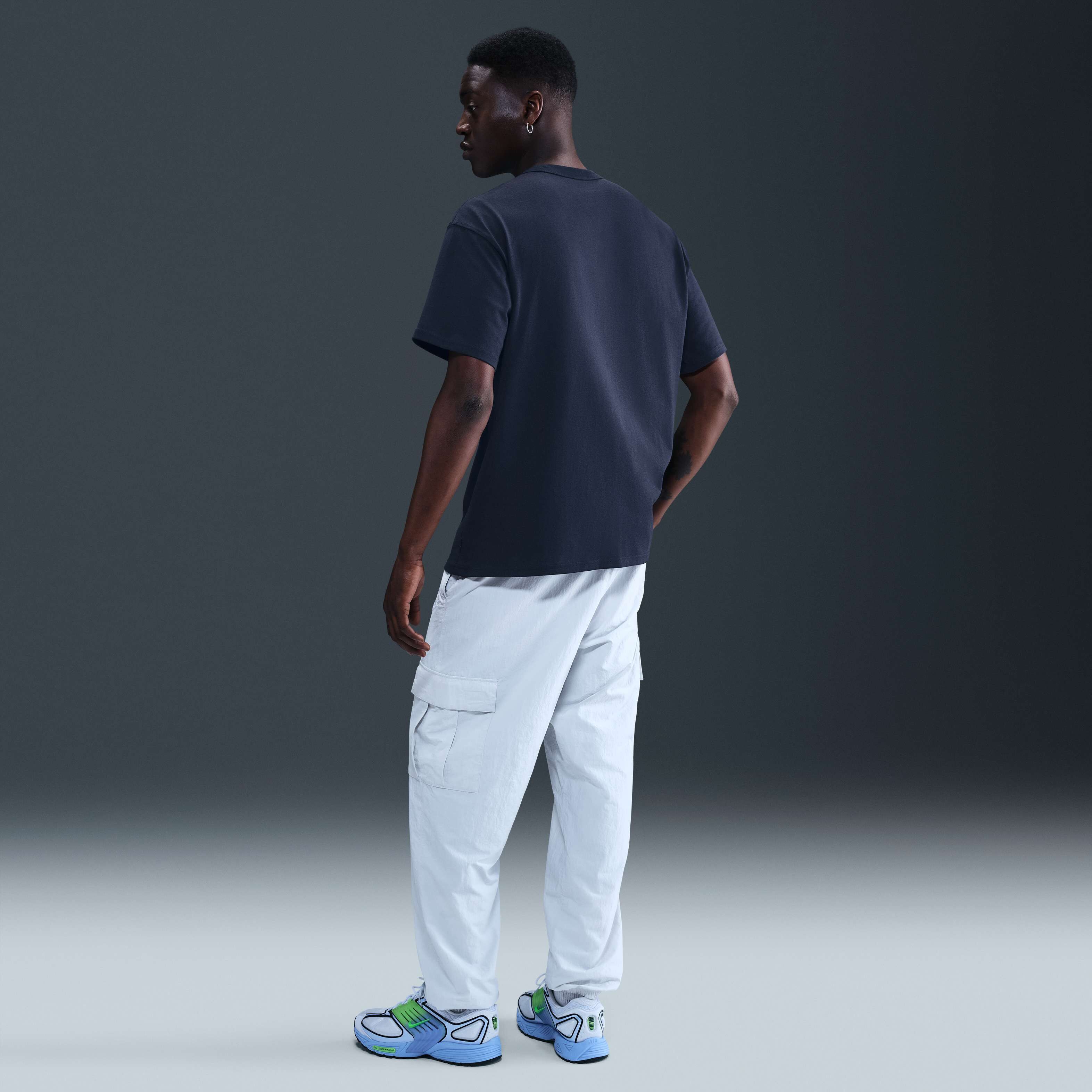 Nike Sportswear Premium Essentials image number 4