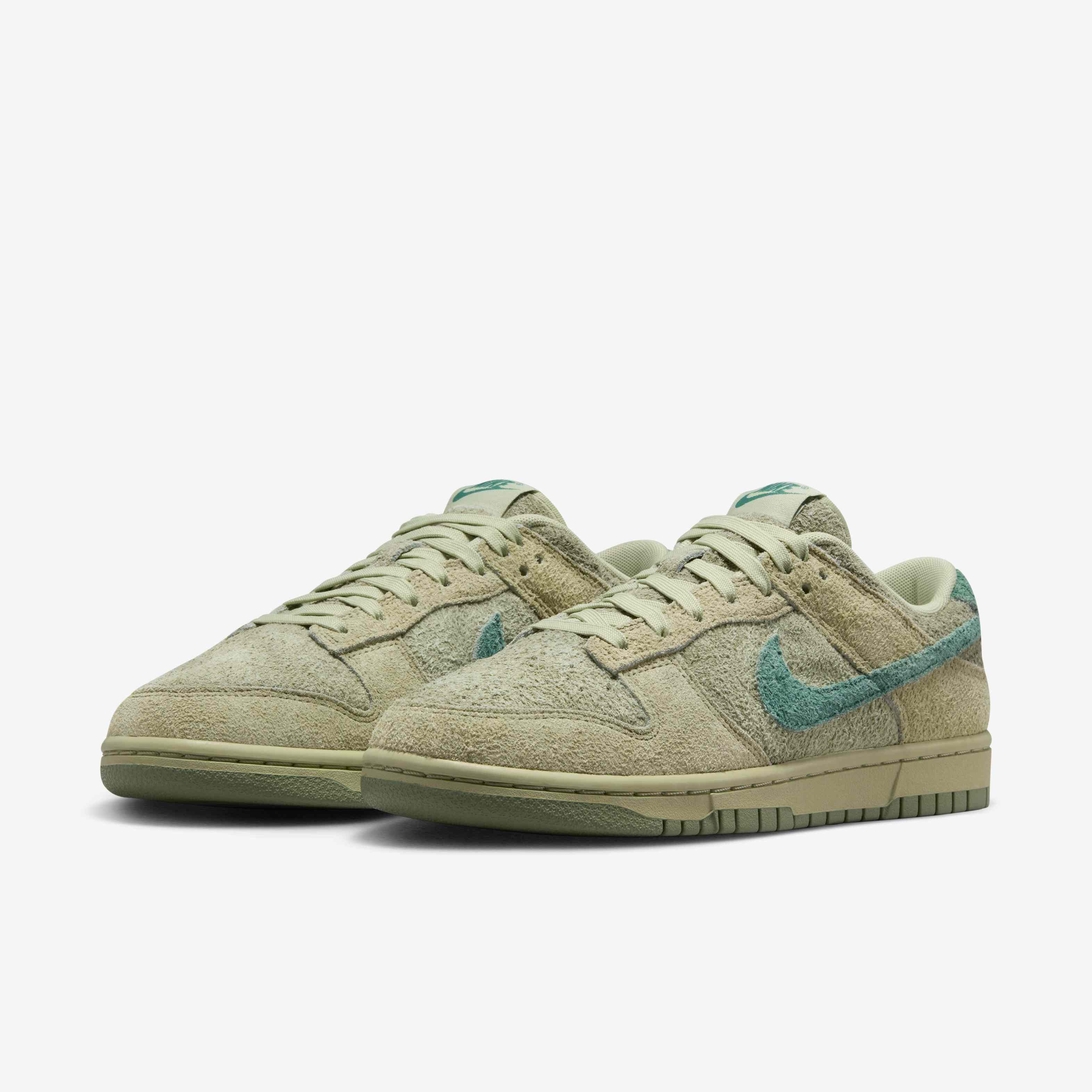 Nike Dunk Low image number 4