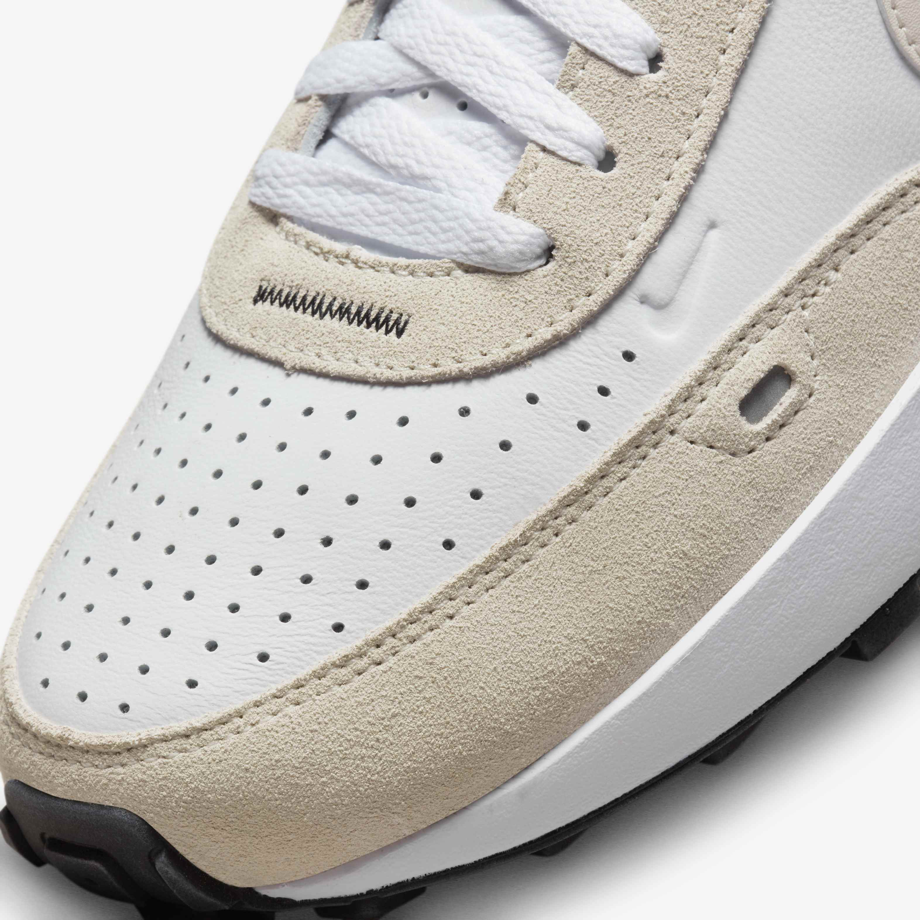 Nike Waffle One Leather image number 7