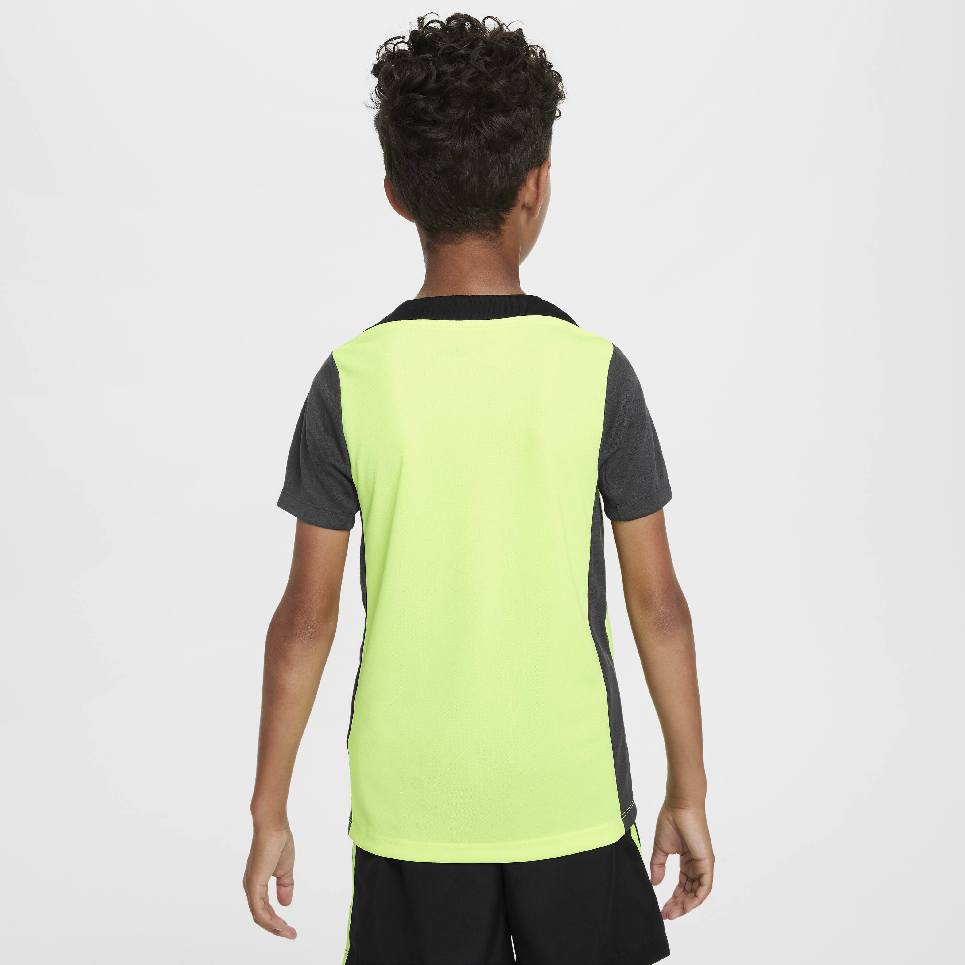 Nike Dri-FIT Strike image number 1