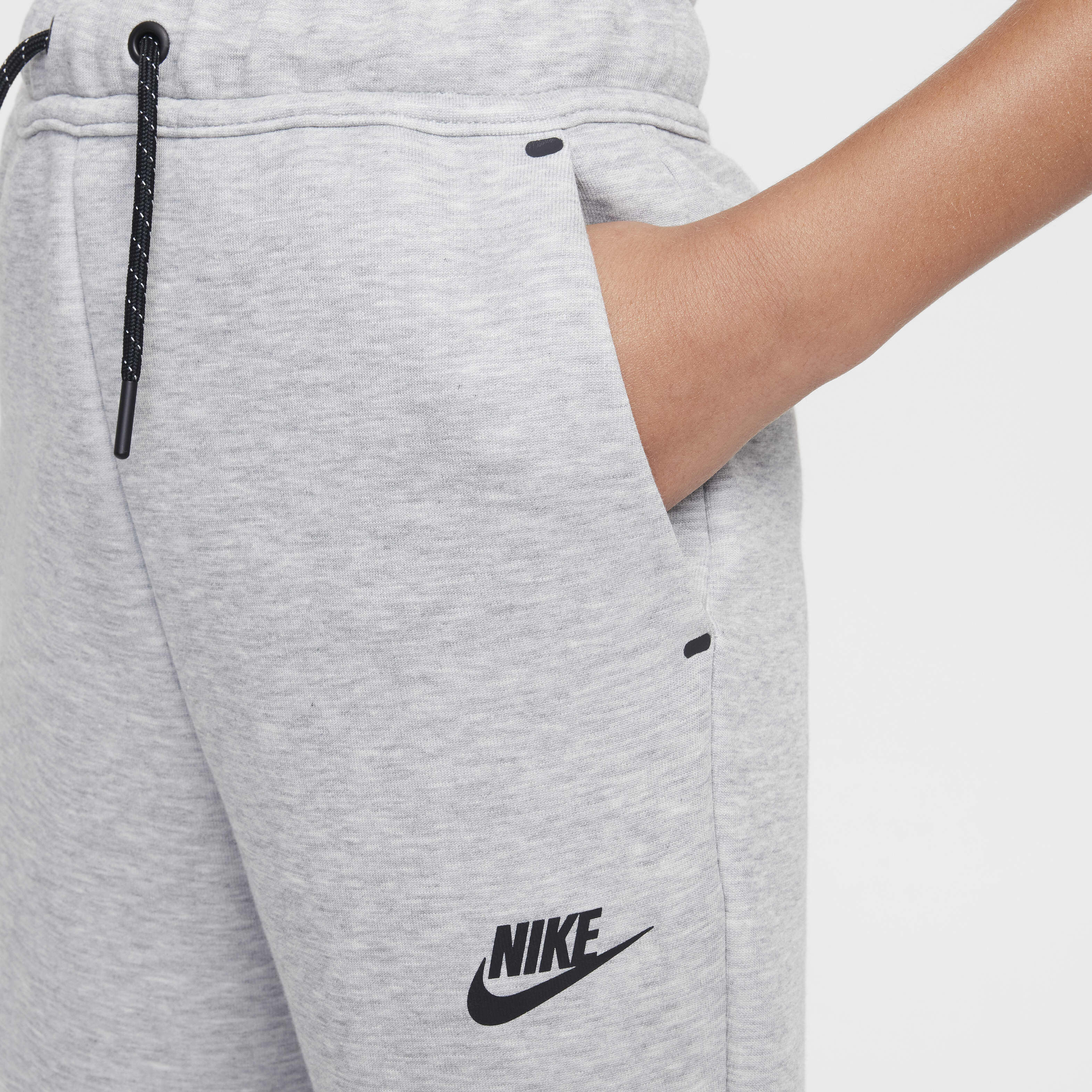 Nike Sportswear Tech Fleece image number 3