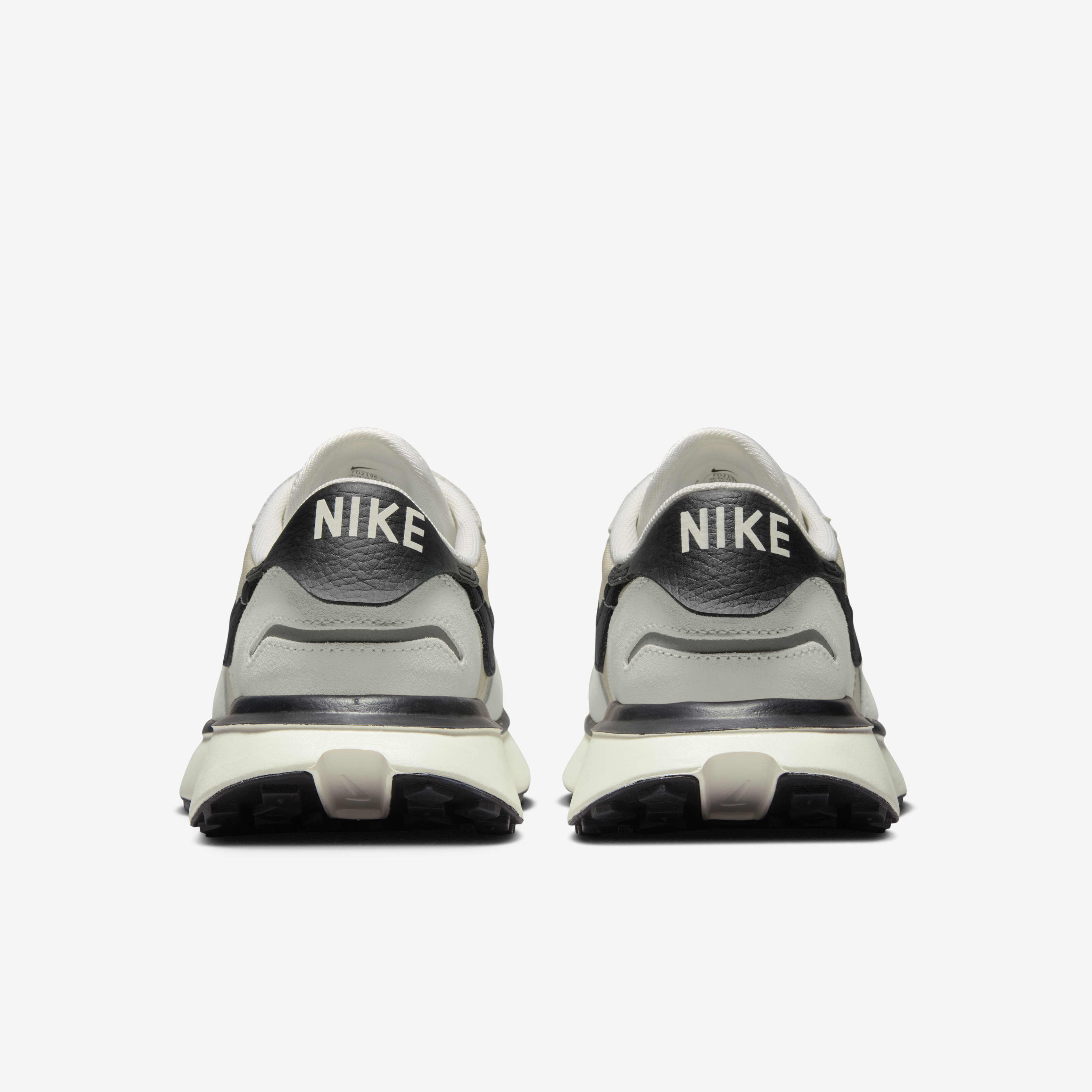 Nike Phoenix Waffle image number 6