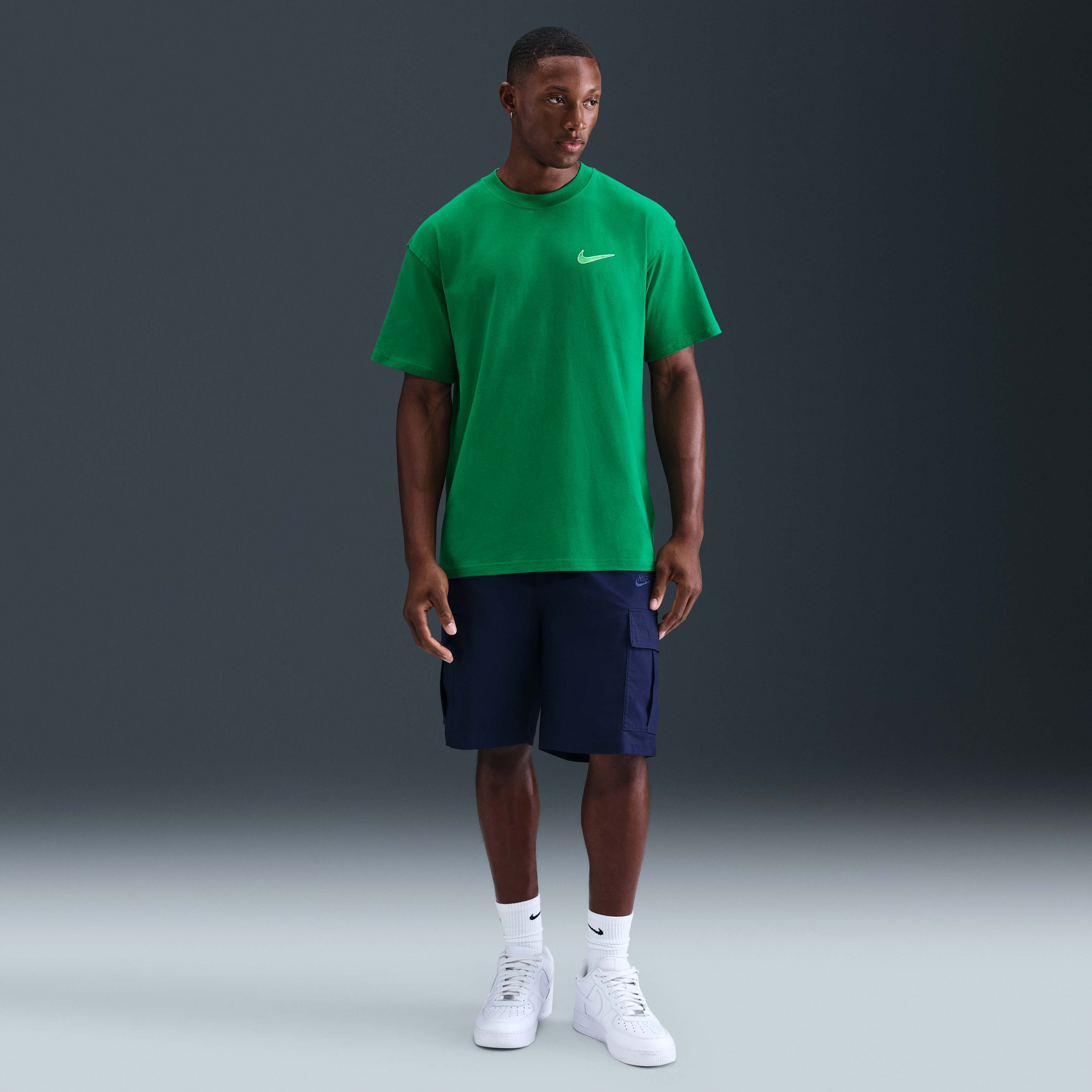 Nike image number 3