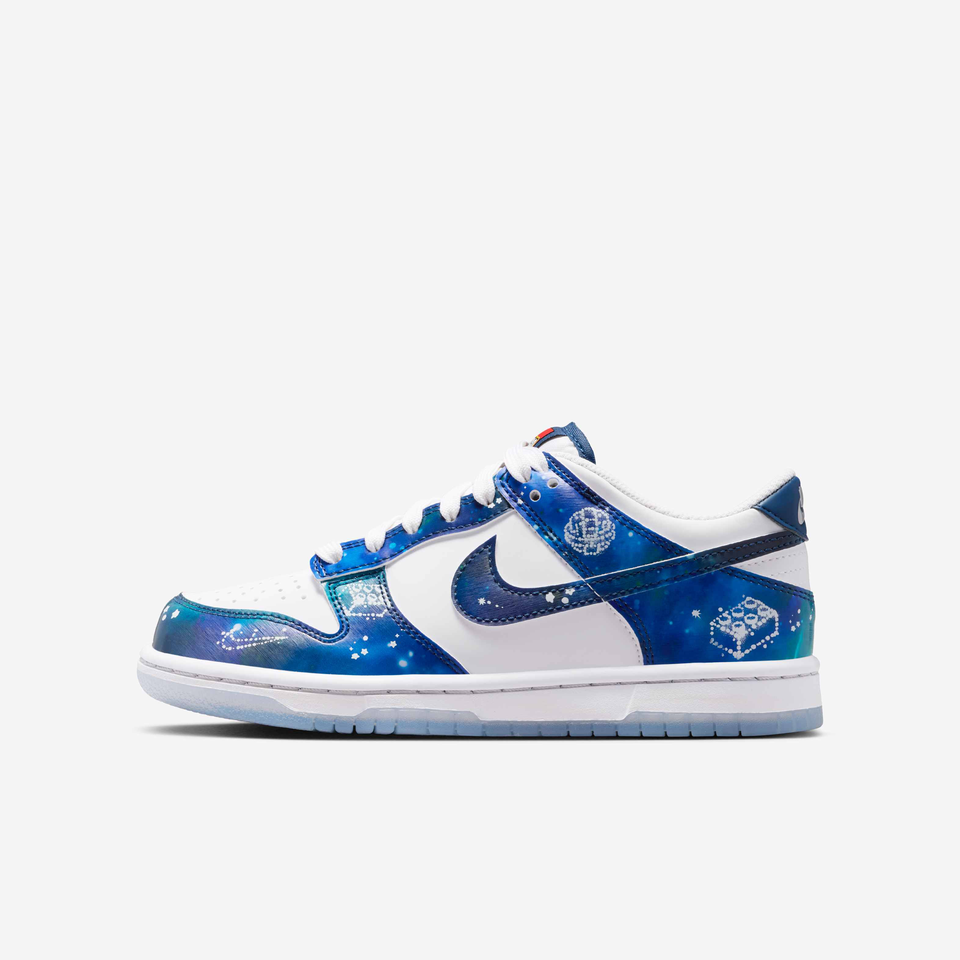 Nike Dunk Low x LEGO&reg; Collection image number 0