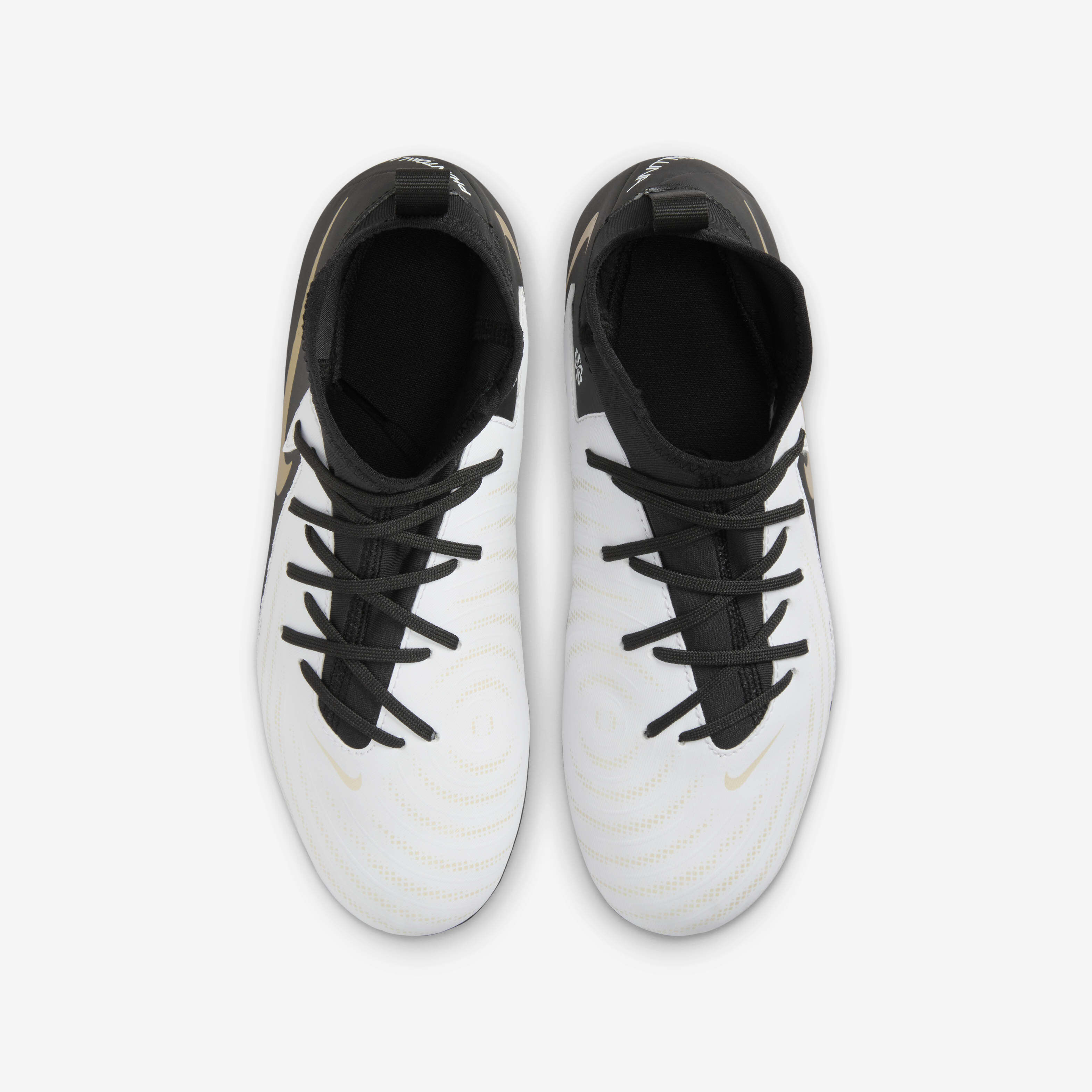 Nike half boot top