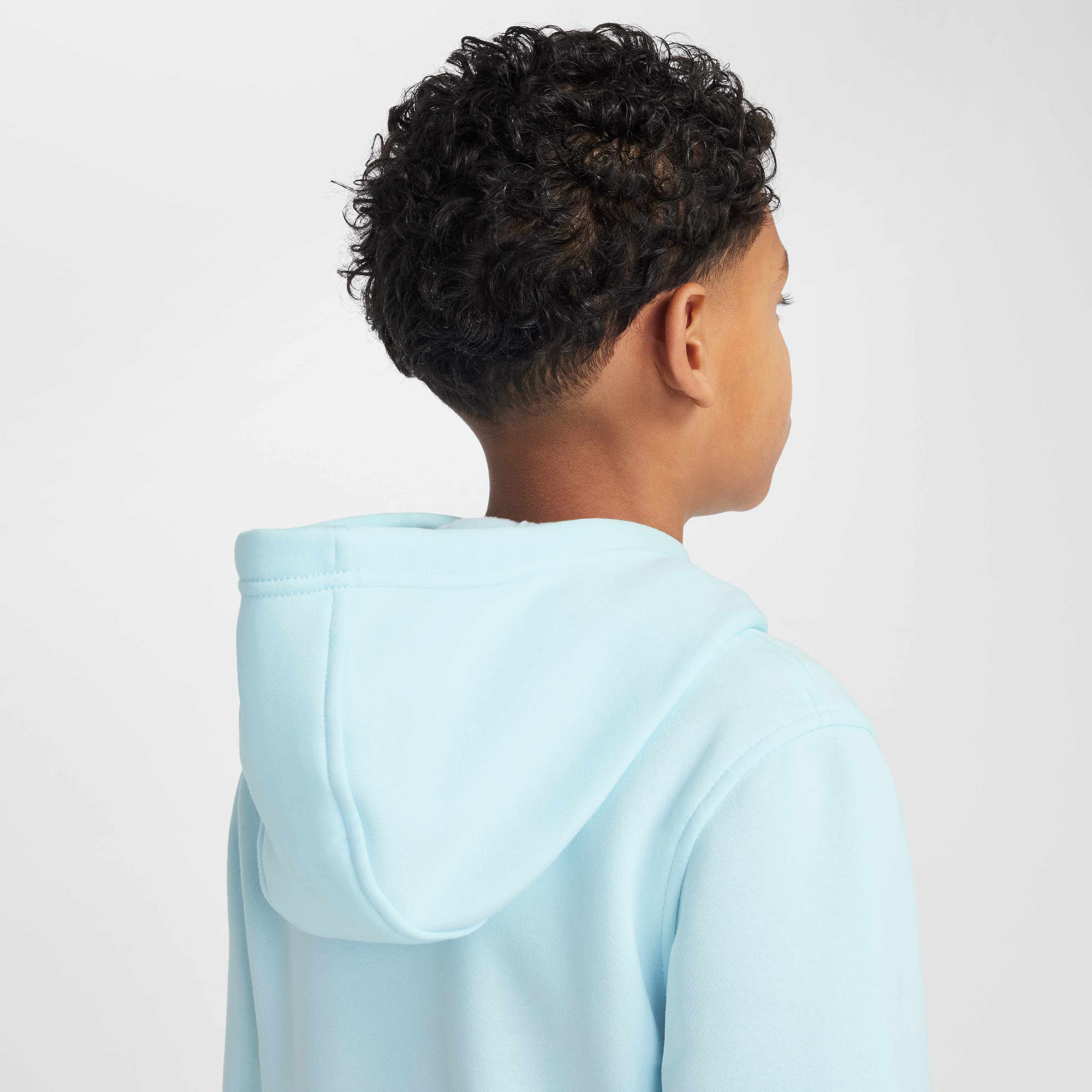 نايكي سبورتسوير كلوب فليس image number 5