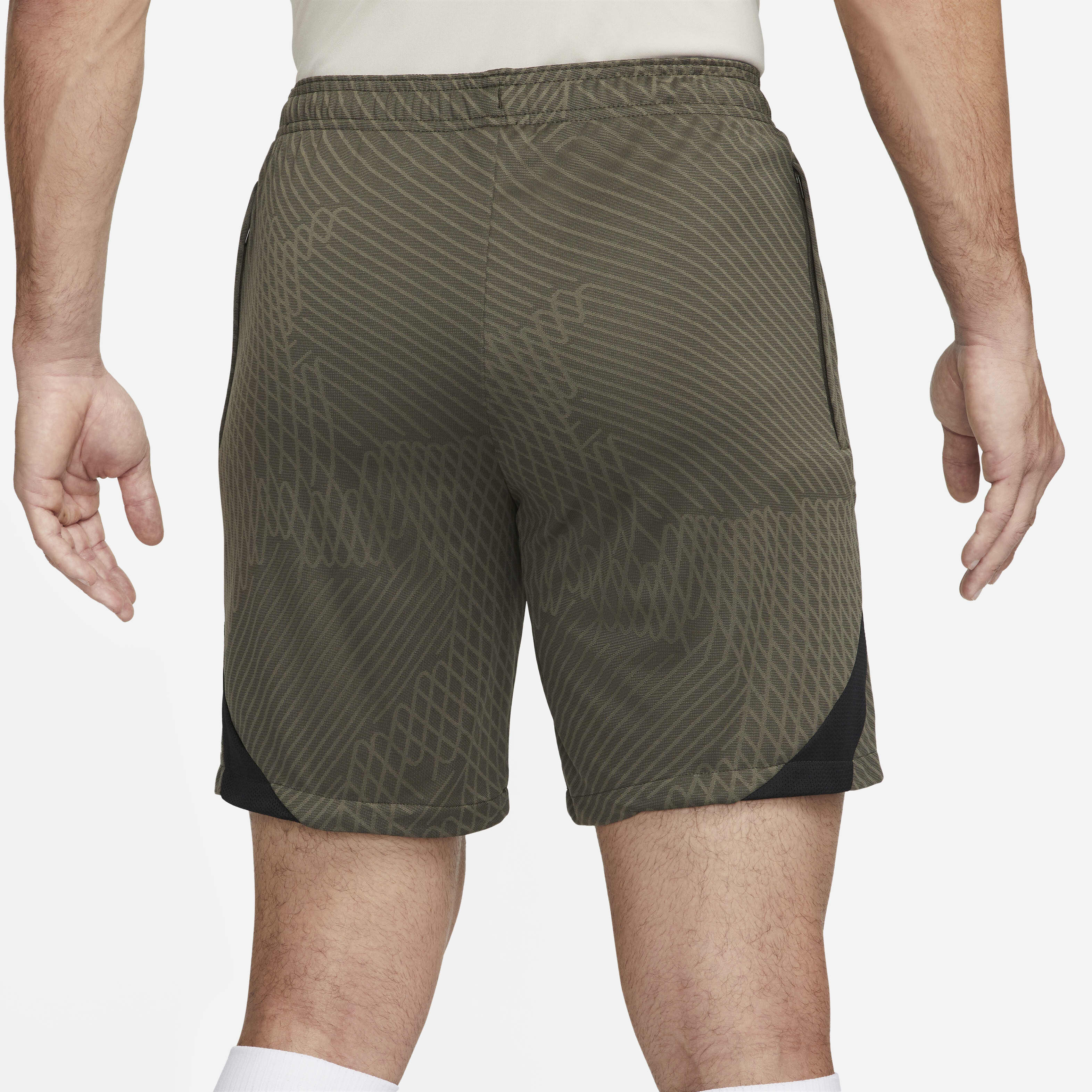 F.C. Barcelona Strike image number 2