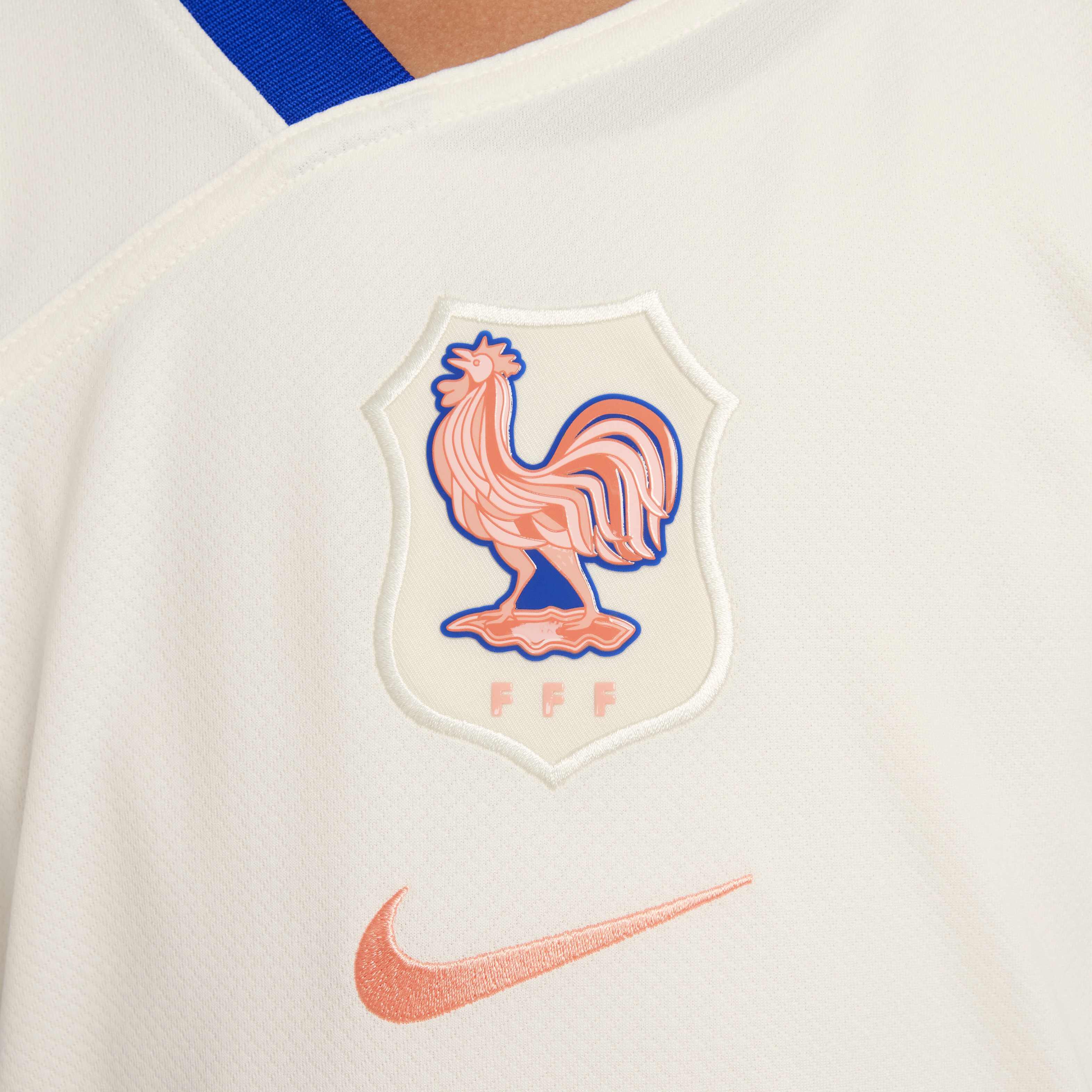 FFF 2025 Stadium Away (Women's Team) image number 3