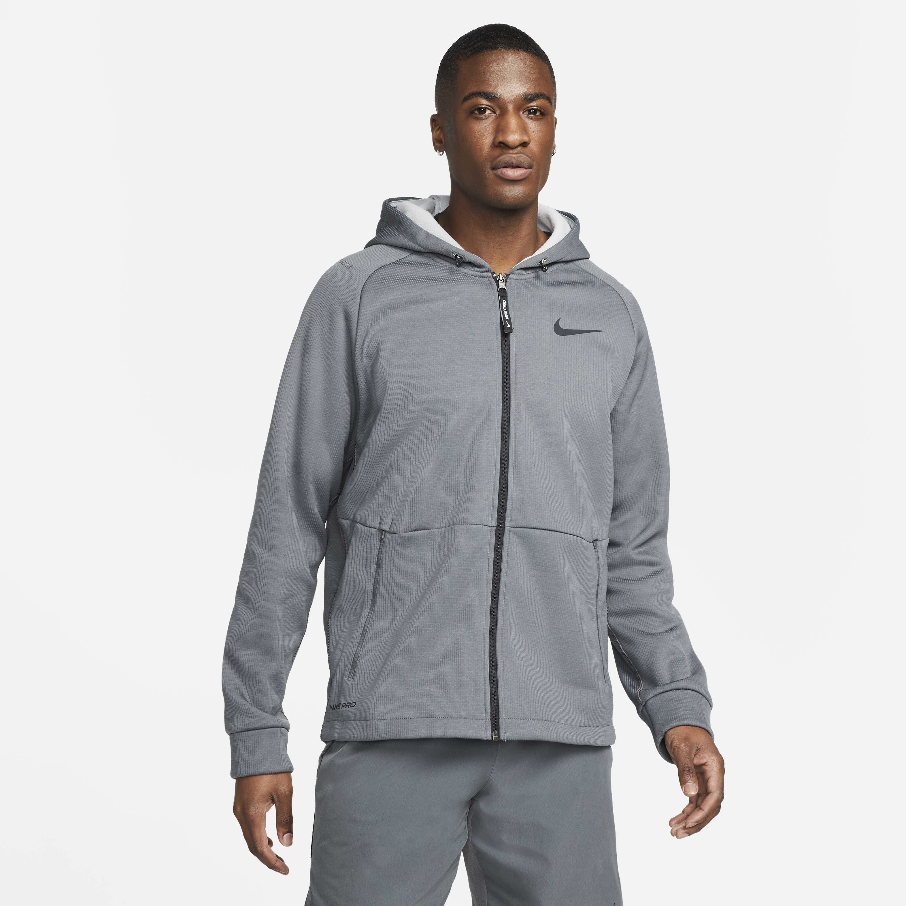 Buy Nike Therma Sphere Men s Therma FIT Hooded Fitness Jacket Nike Qatar Official