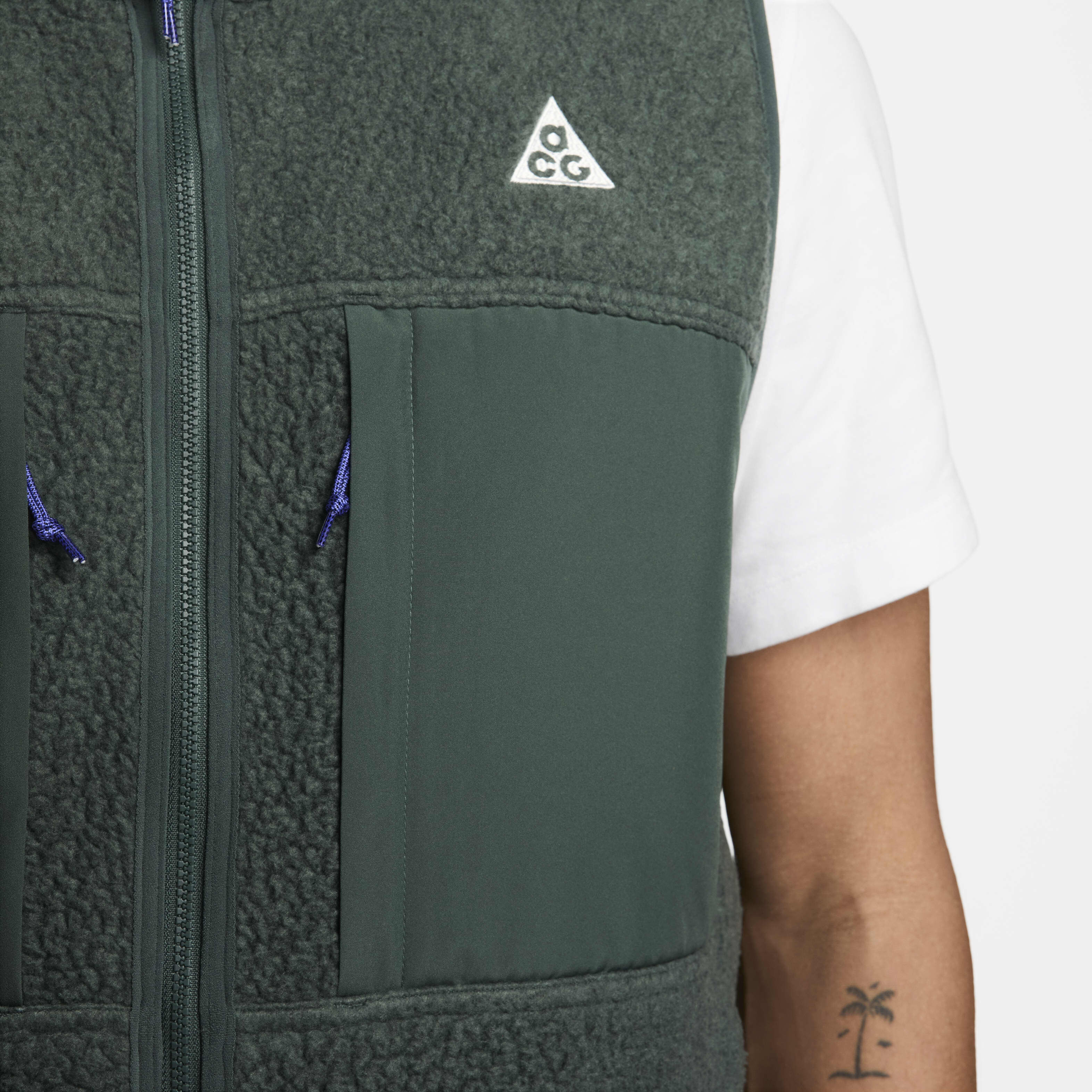 Nike ACG 'Arctic Wolf' image number 3